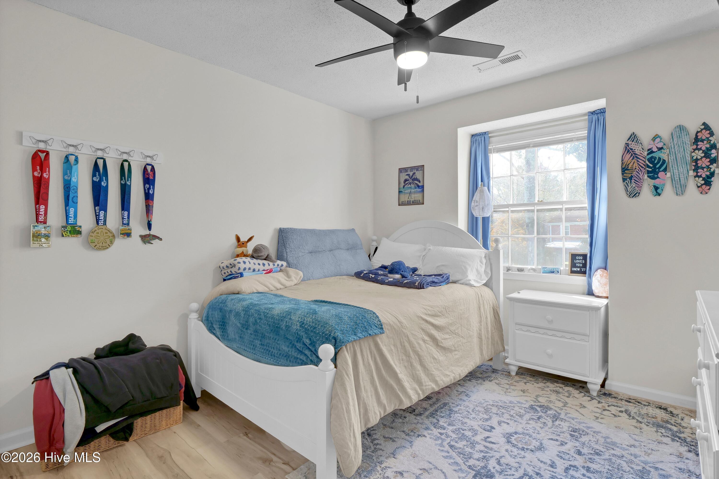 100559054 | Photo 19