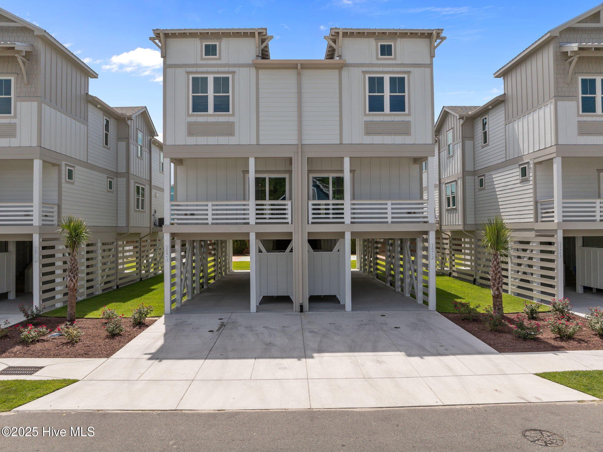 100537878 | Photo 48