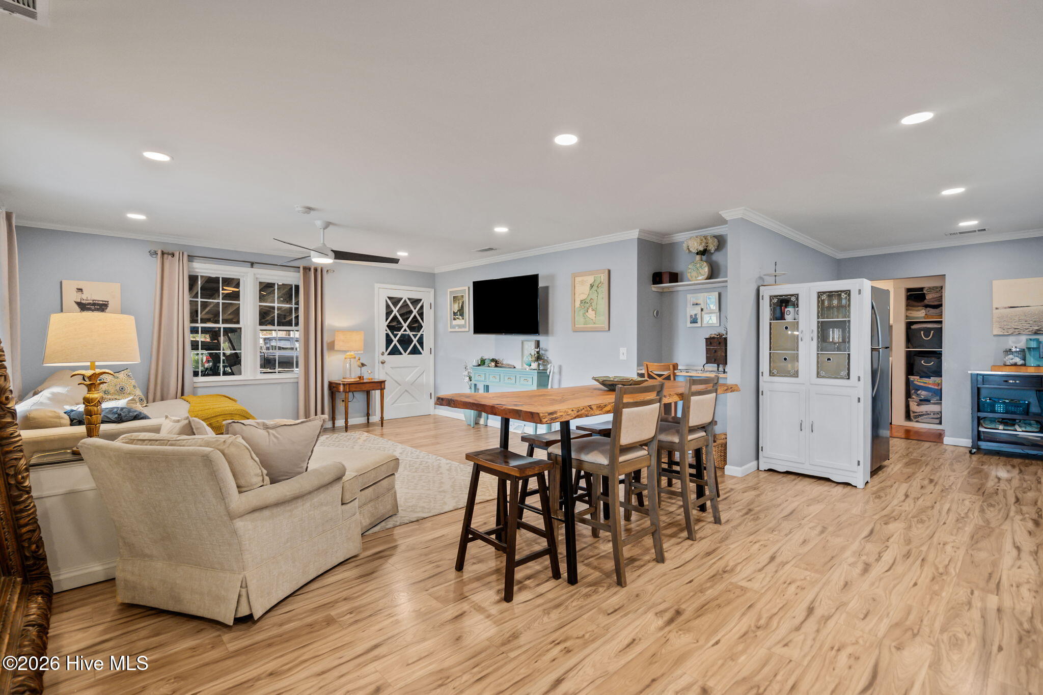 100564624 | Photo 18