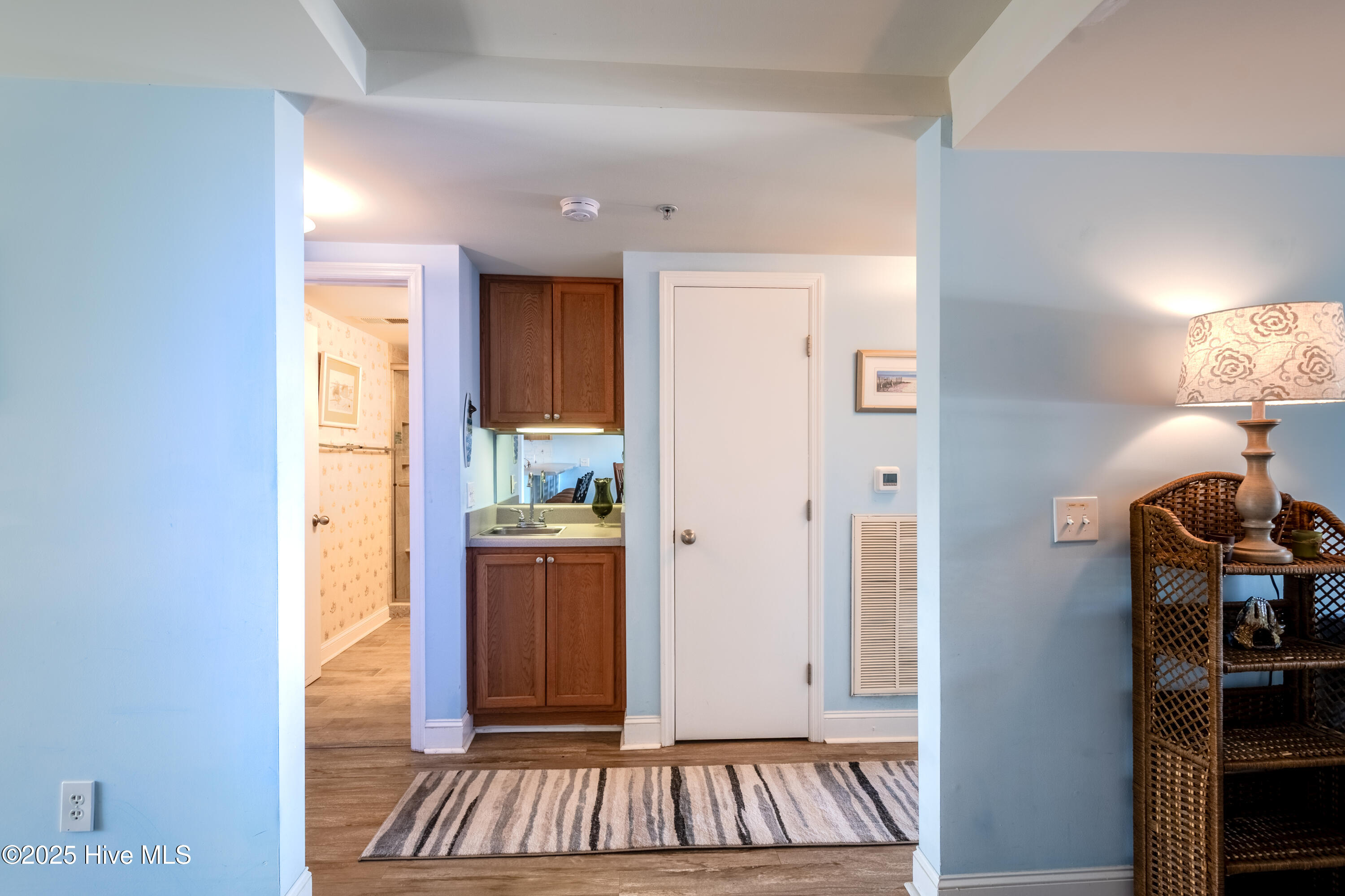 100535213 | Photo 13