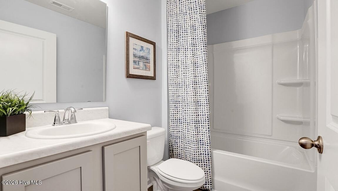 100568721 | Photo 22