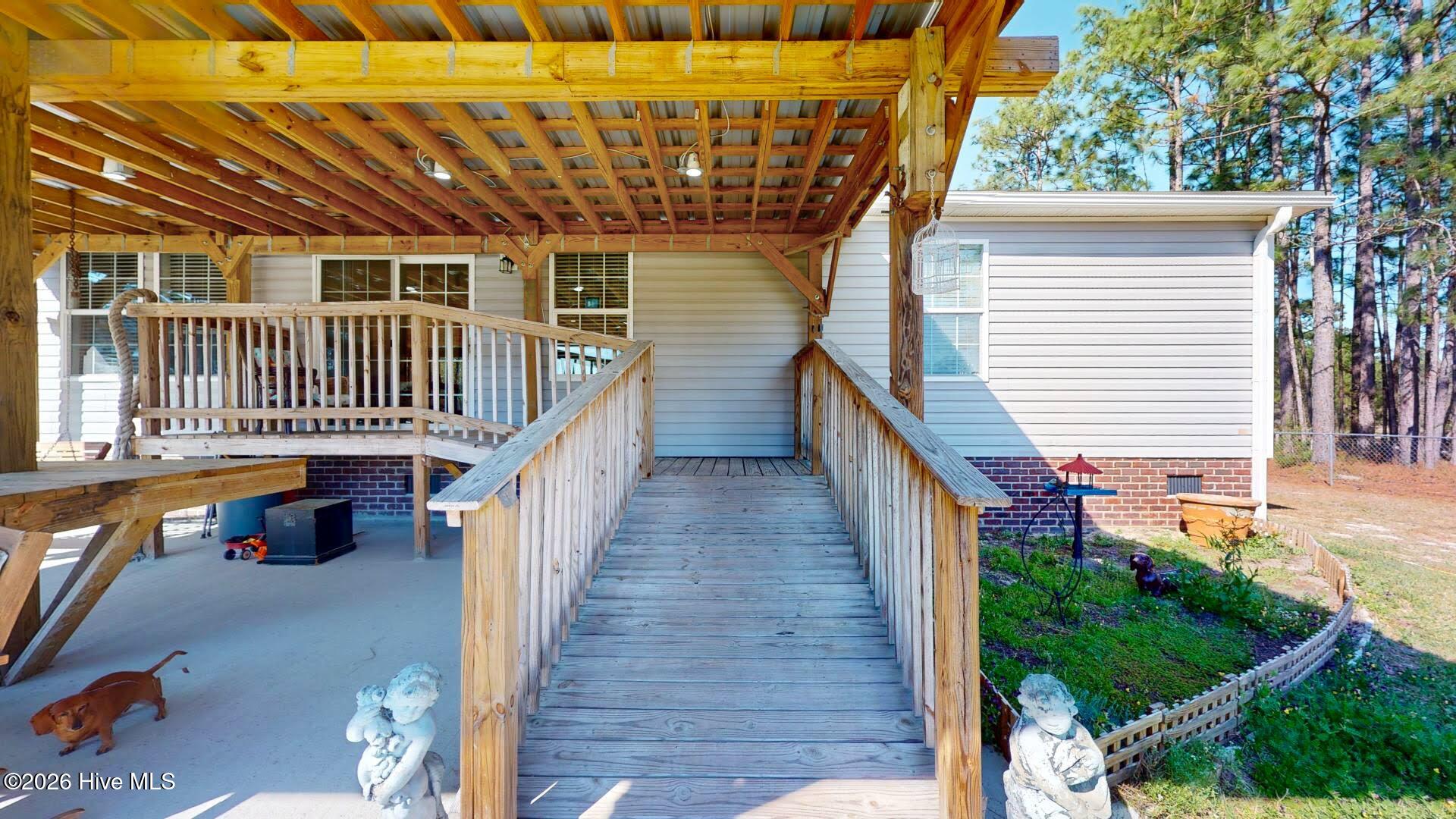 100567177 | Photo 39