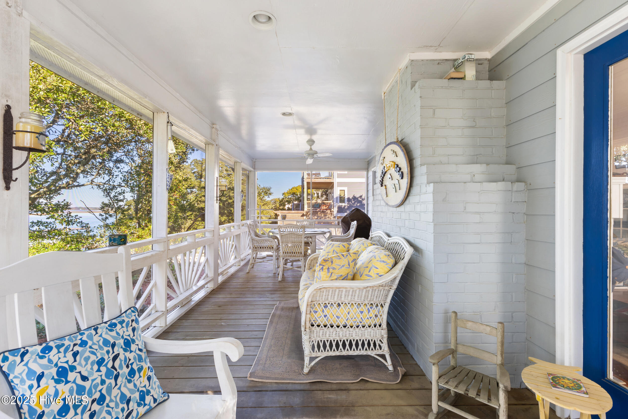 100545417 | Photo 37