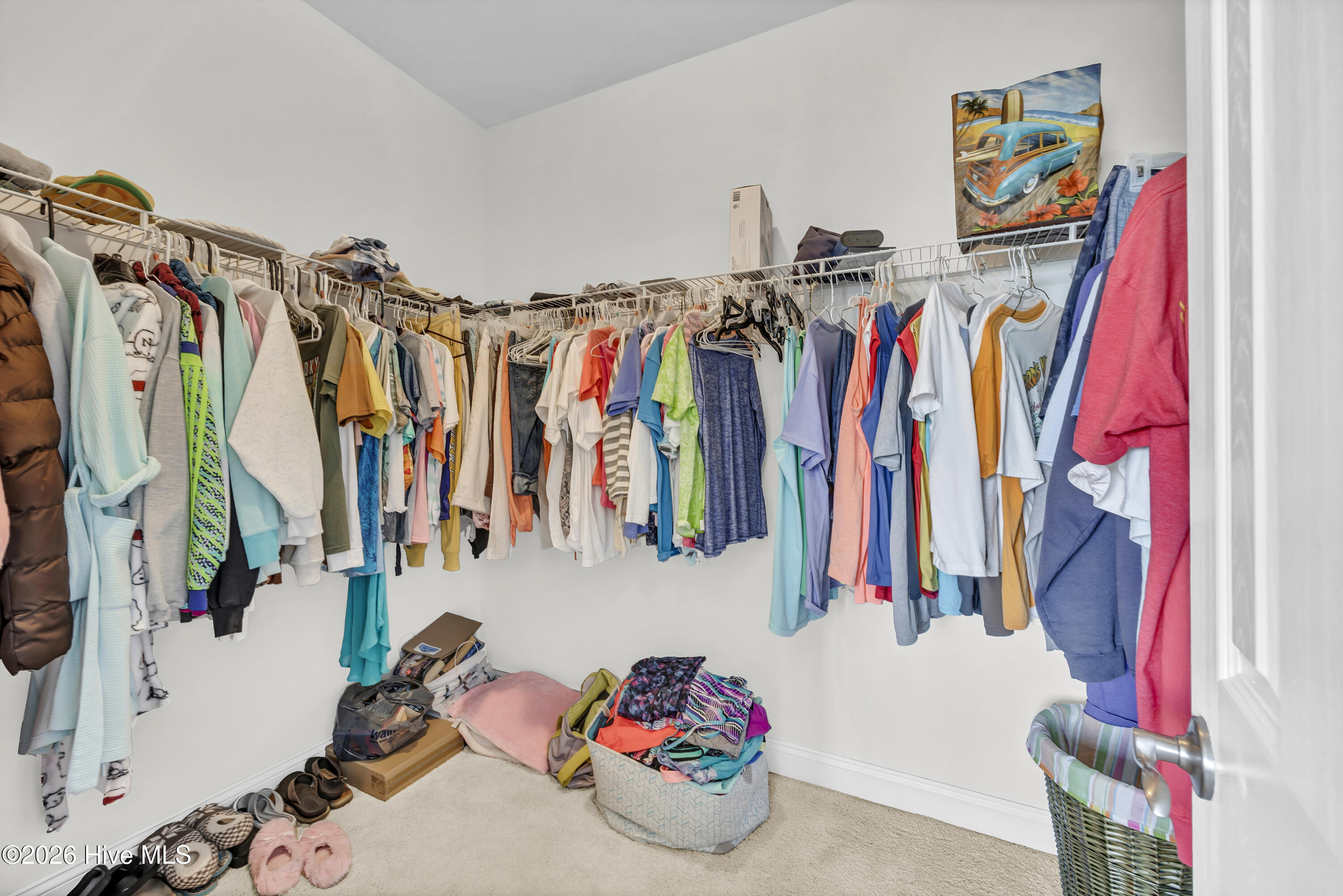 100560542 | Photo 23