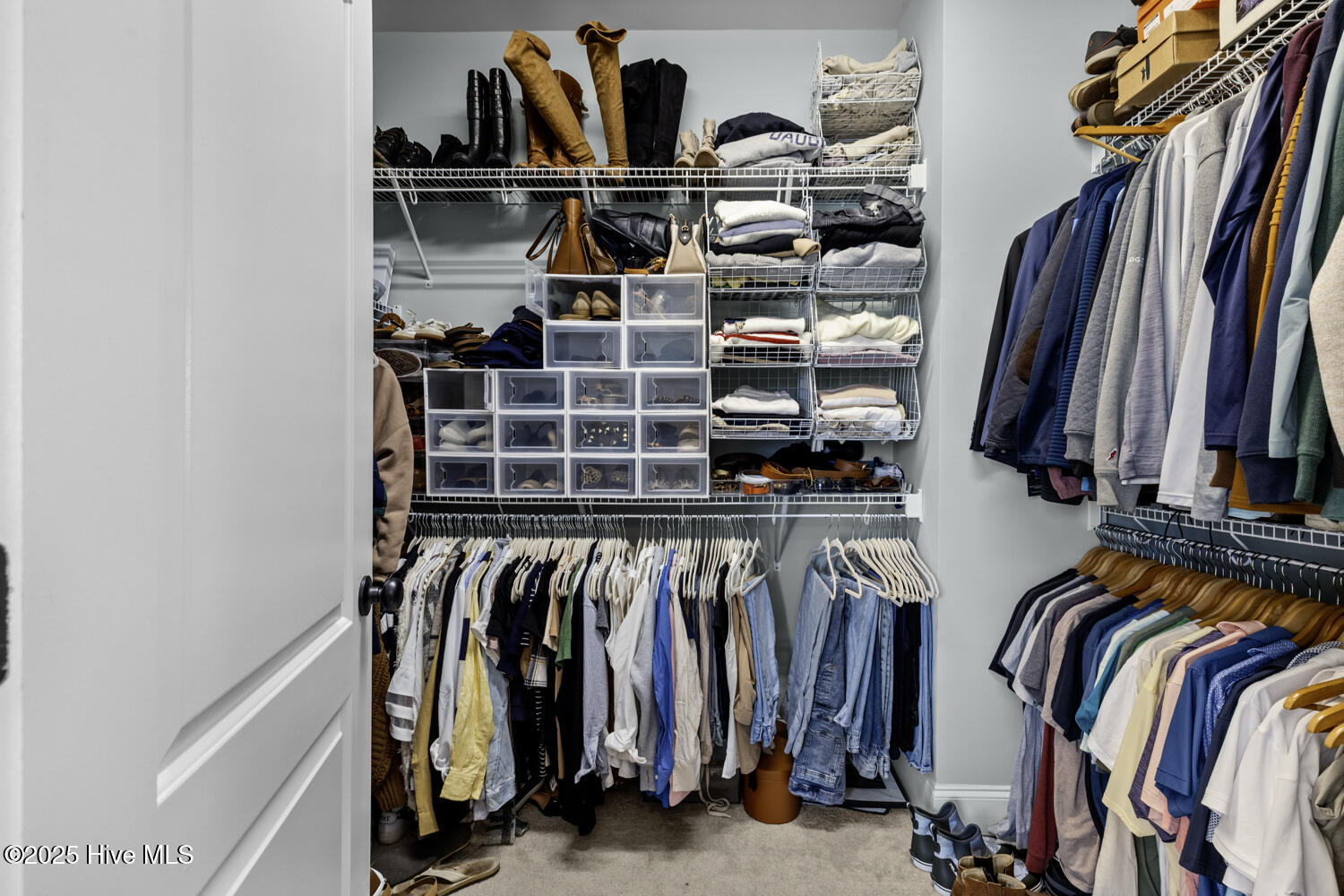 100530635 | Photo 36