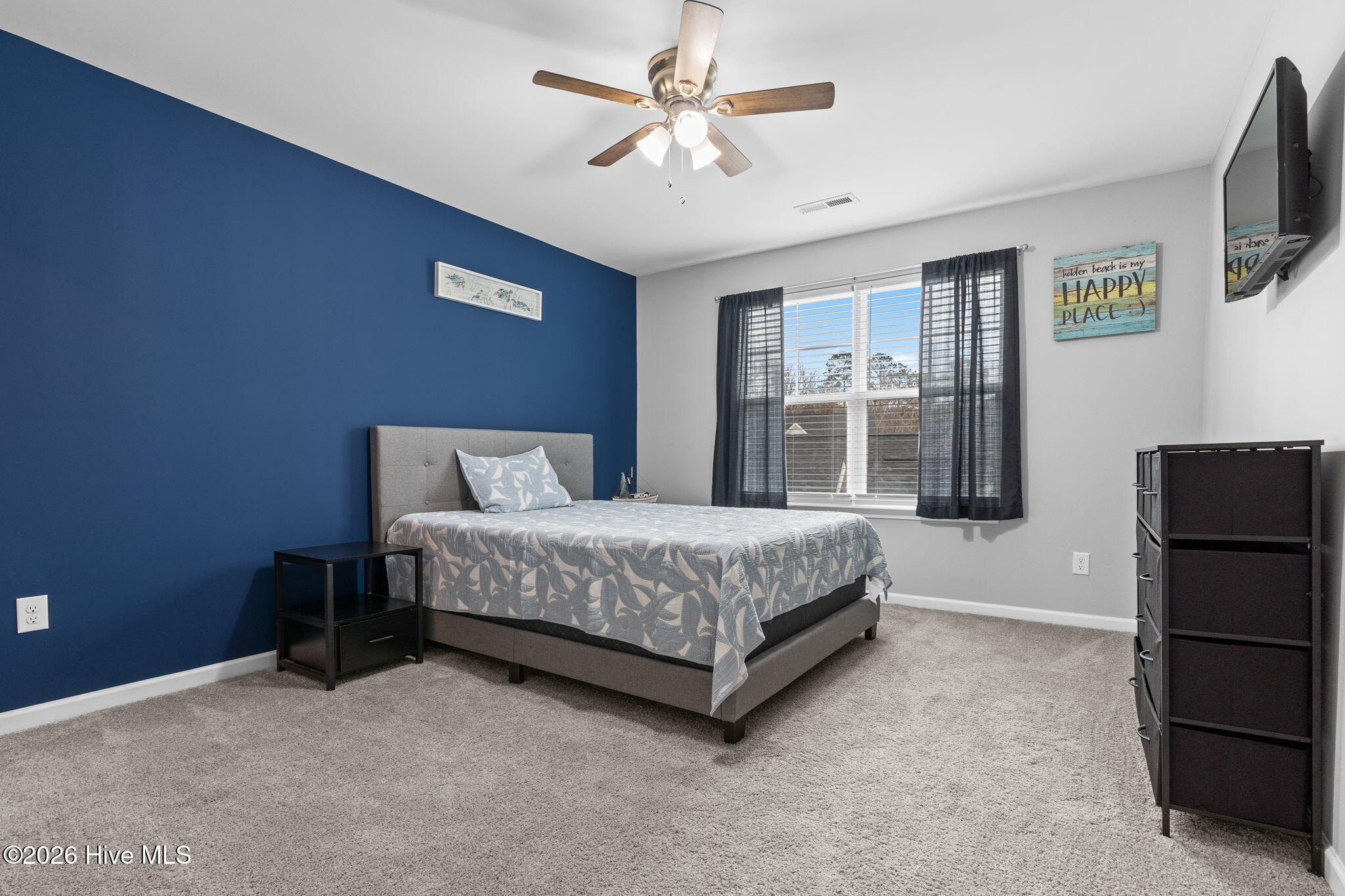 100559689 | Photo 25