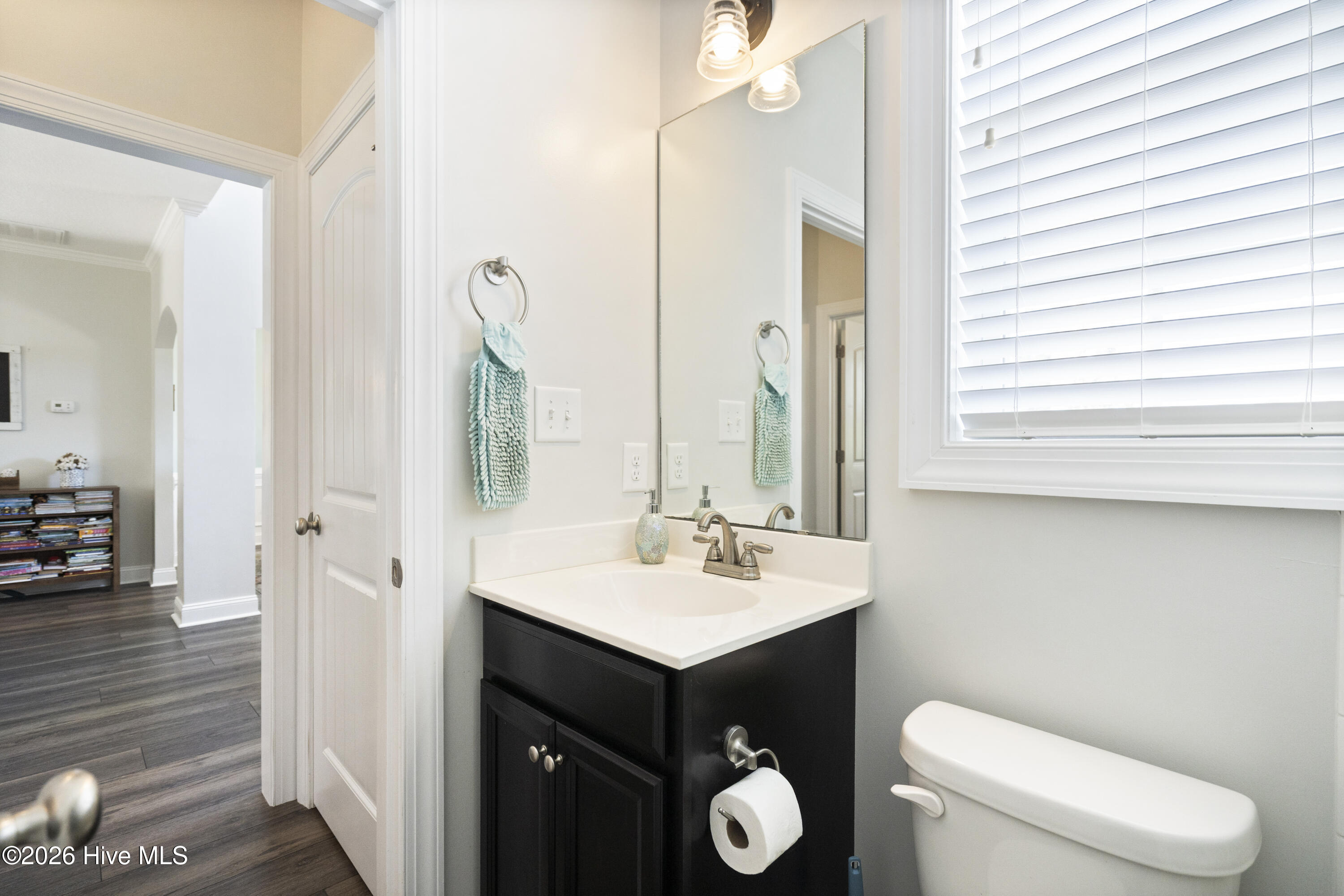 100564878 | Photo 28