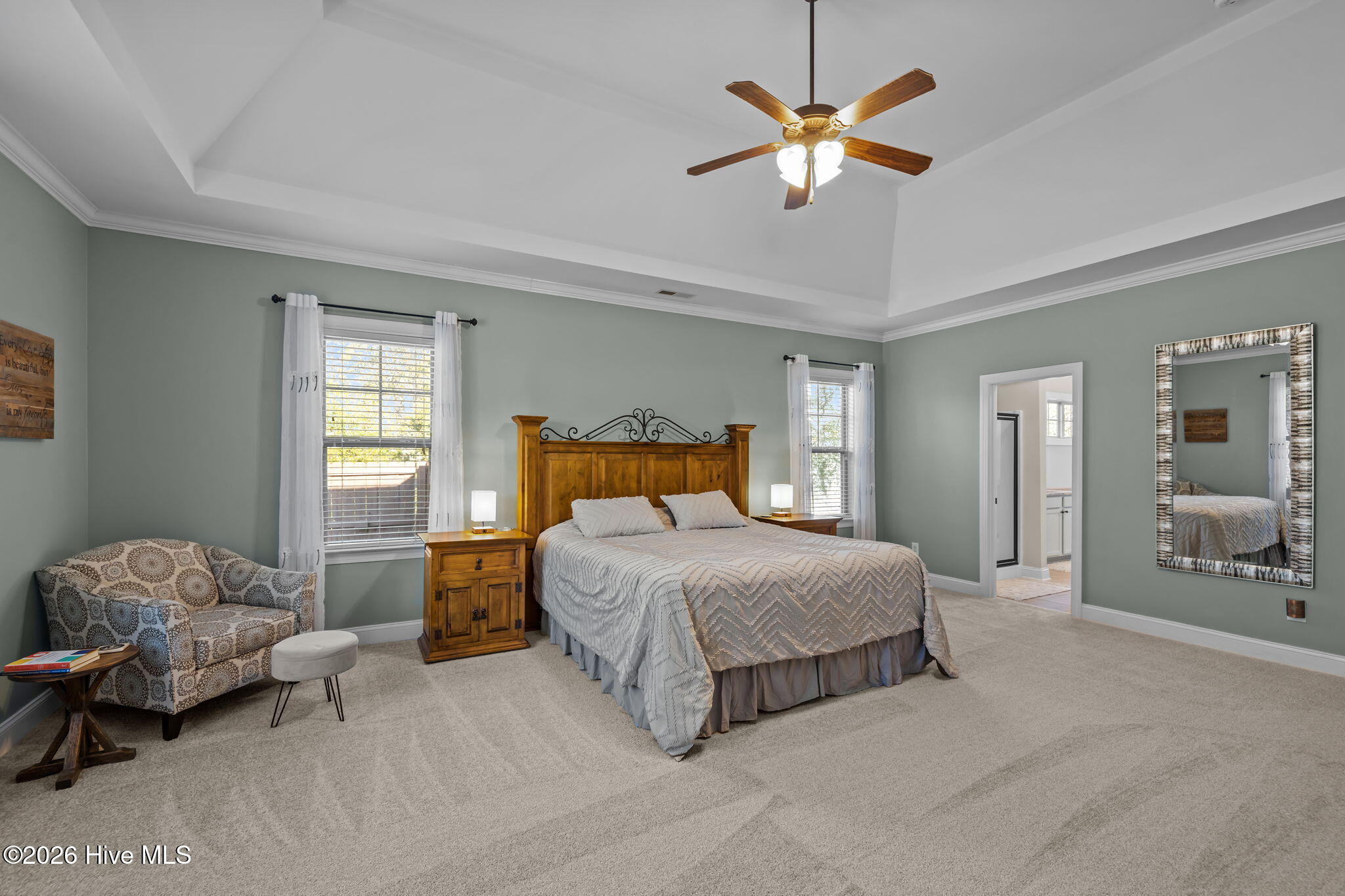 100549761 | Photo 26