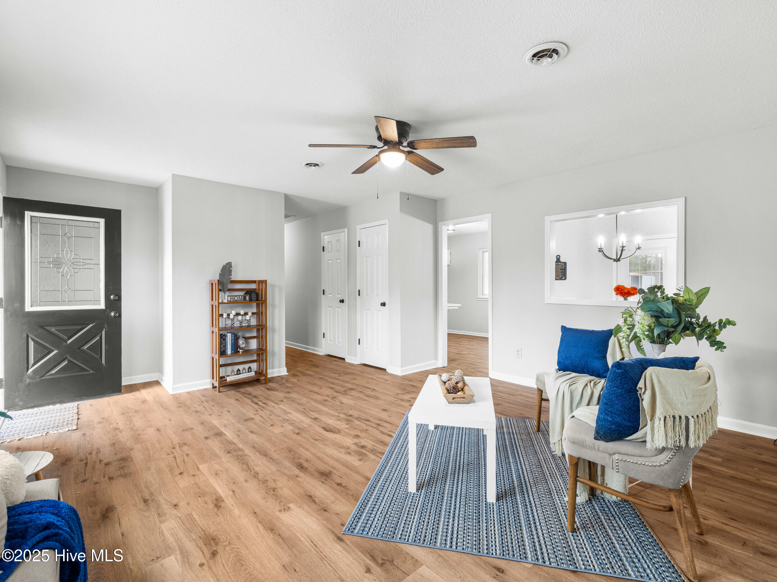 100546009 | Photo 10