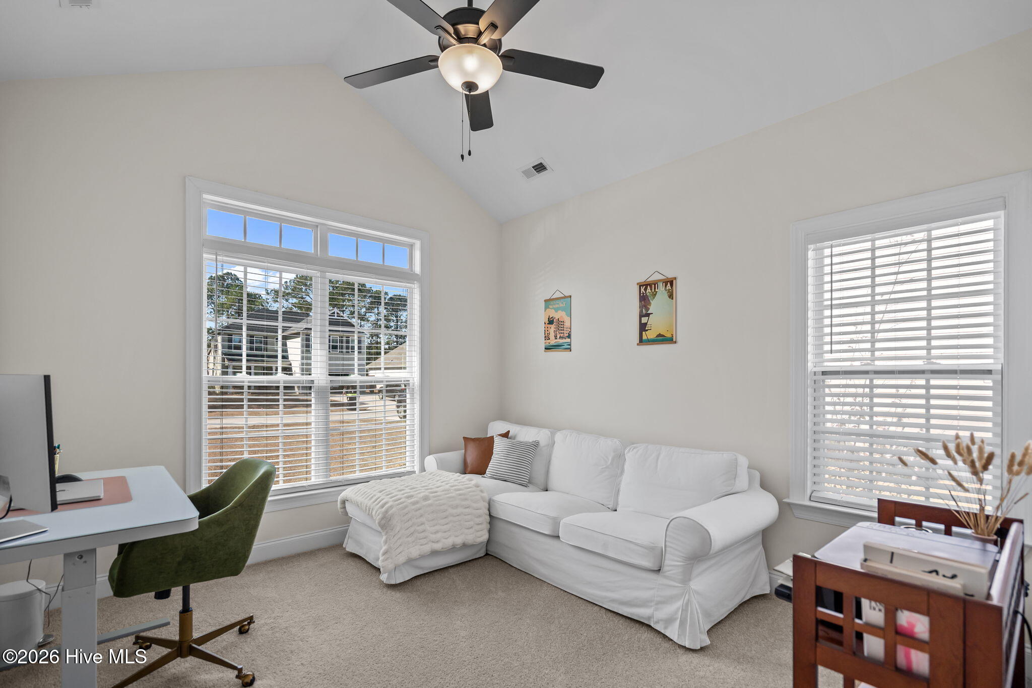 100567141 | Photo 20