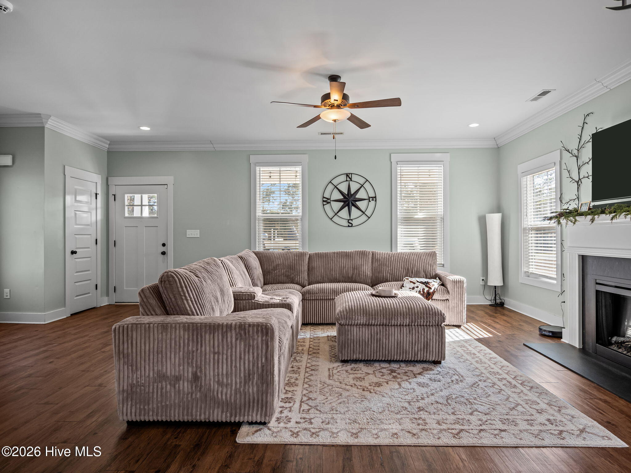 100553729 | Photo 10