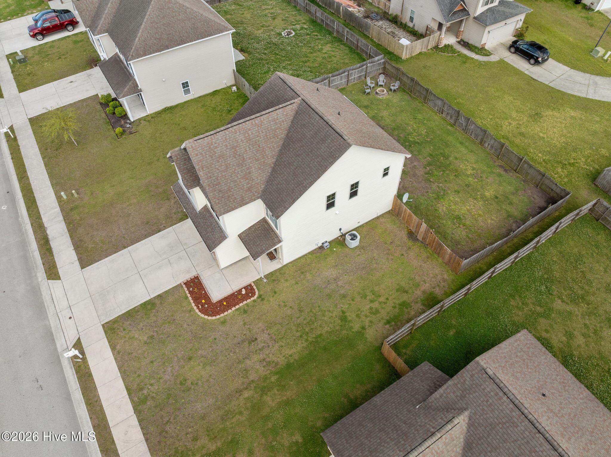 100567212 | Photo 48