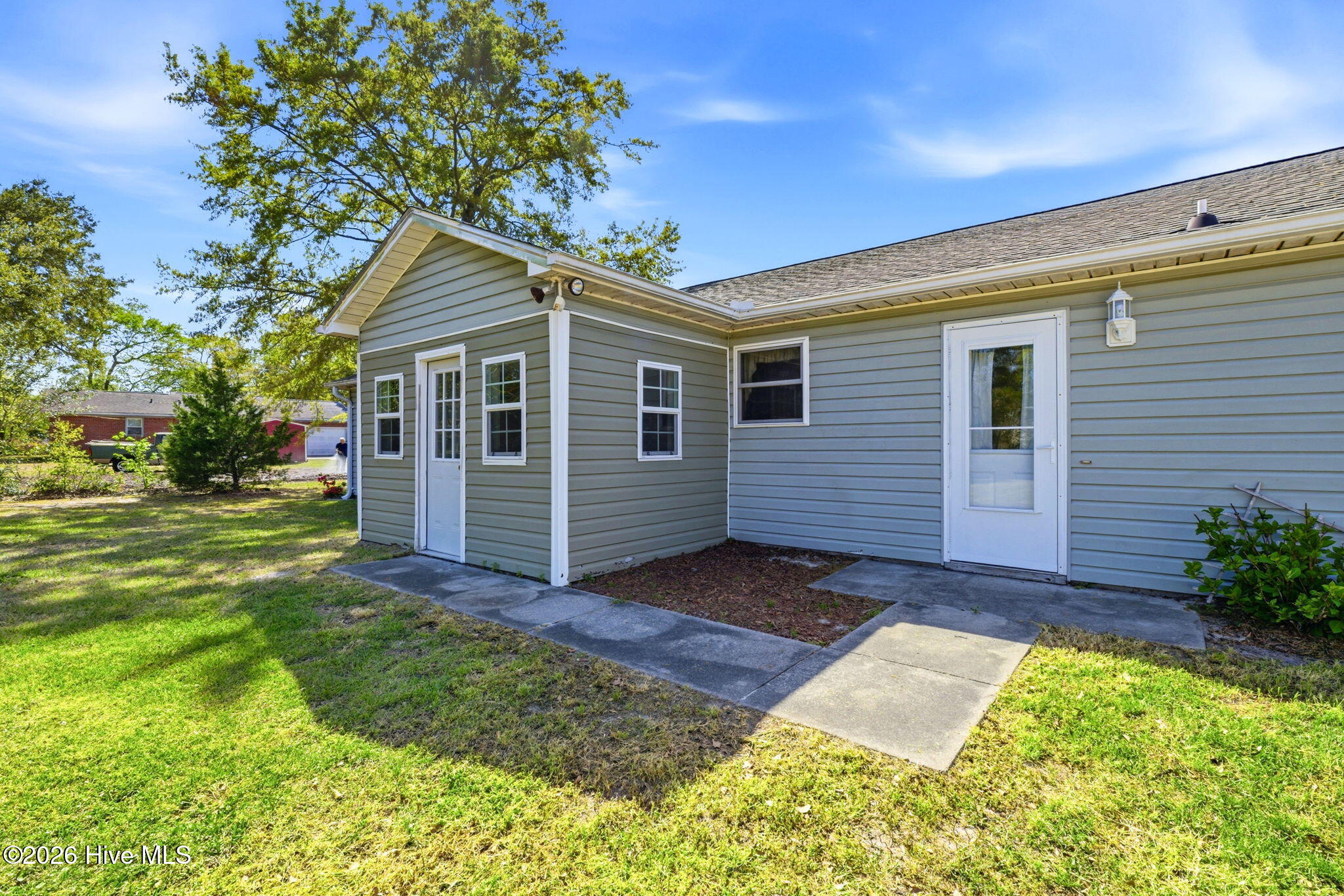 100564693 | Photo 33