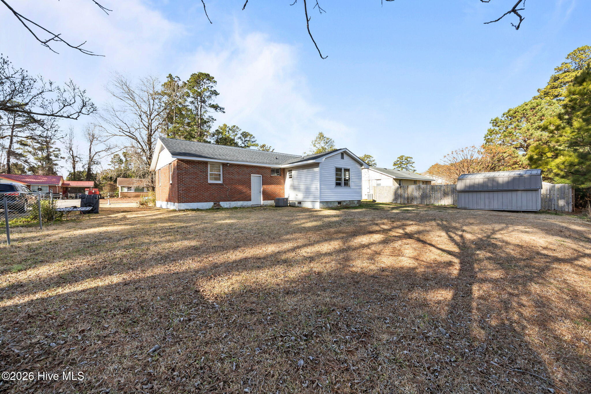 100555911 | Photo 38