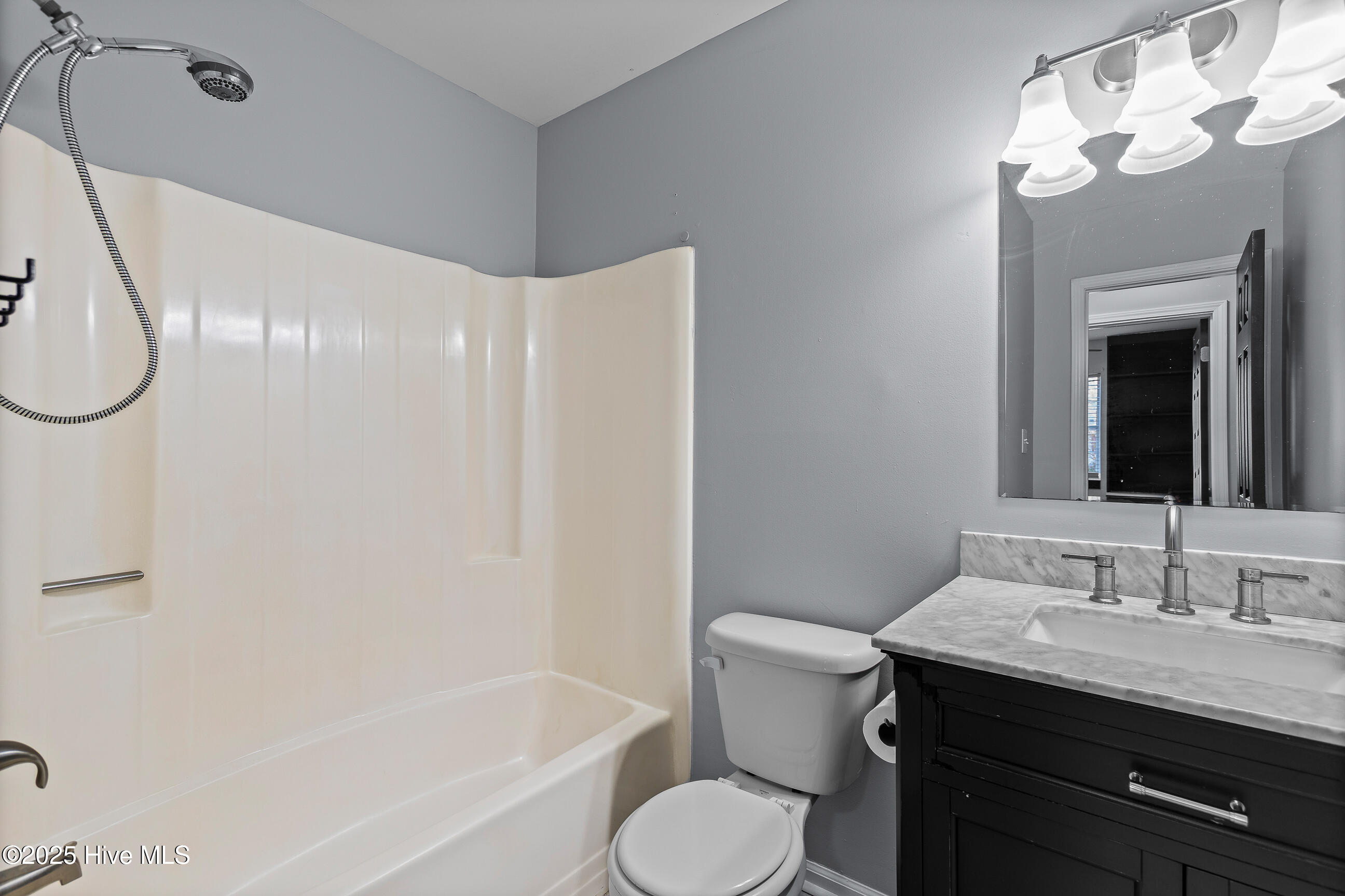 102 Winter Road, Jacksonville, NC 28540 – photo 17: 18