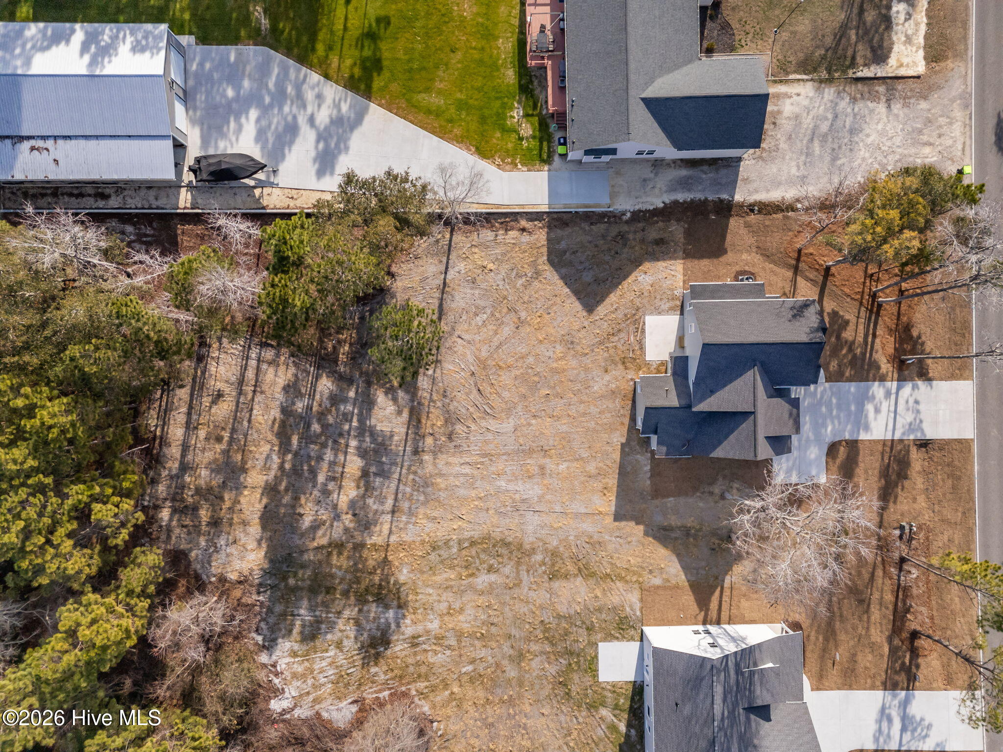 100528715 | Photo 43