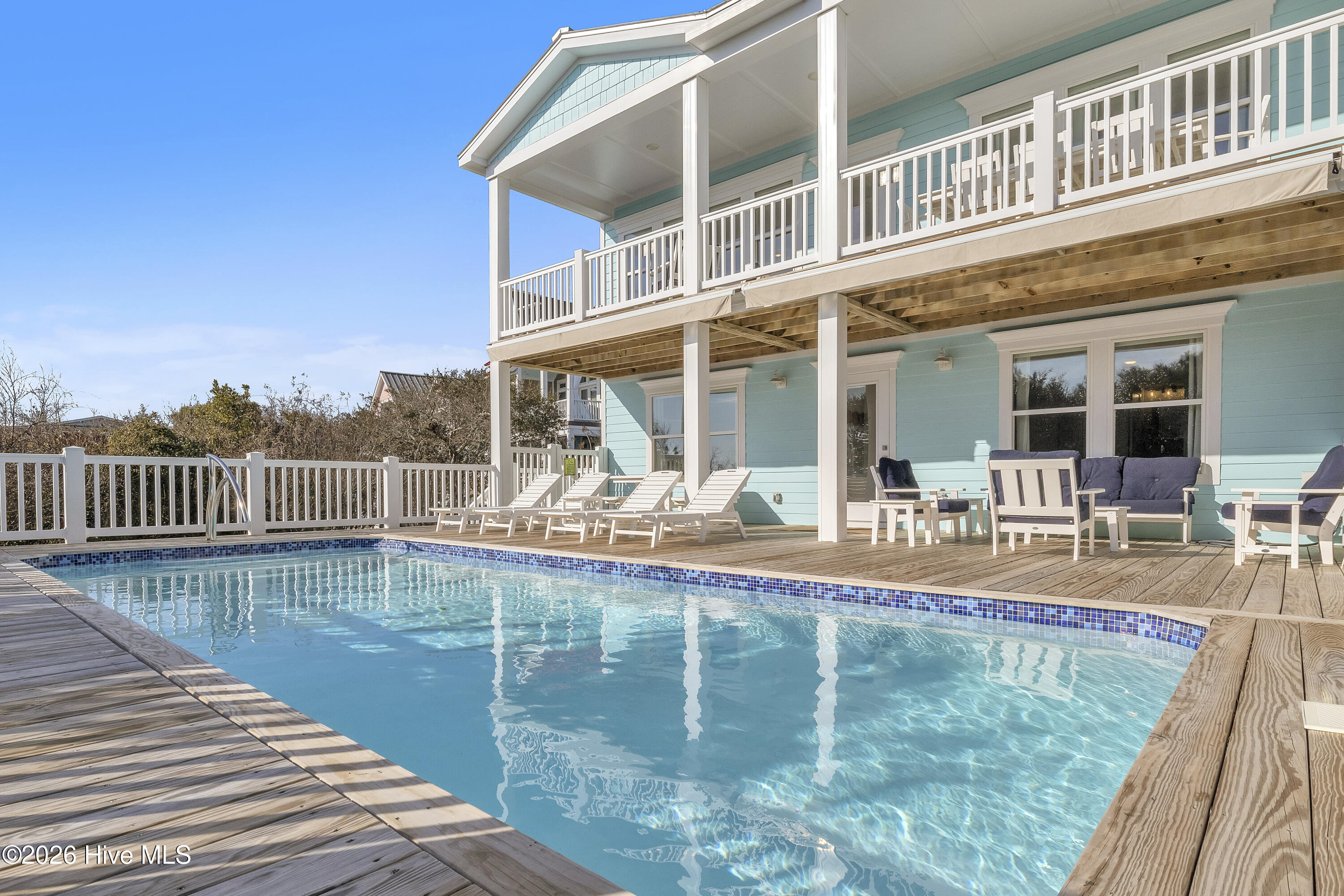 100549565 | Photo 67