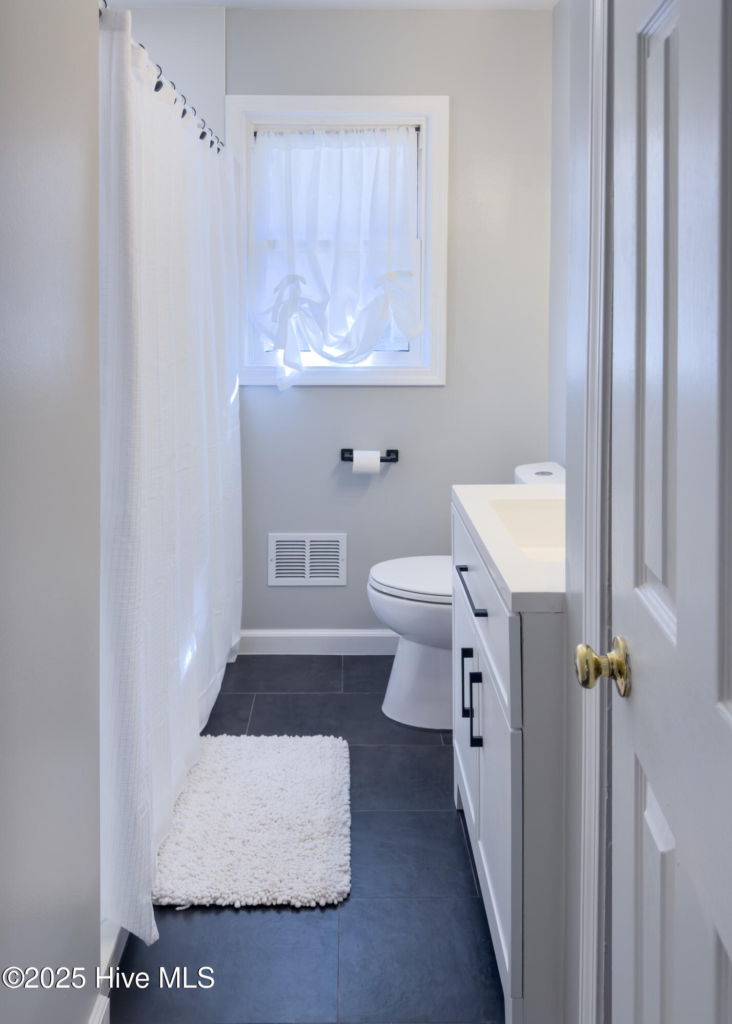 100539924 | Photo 28