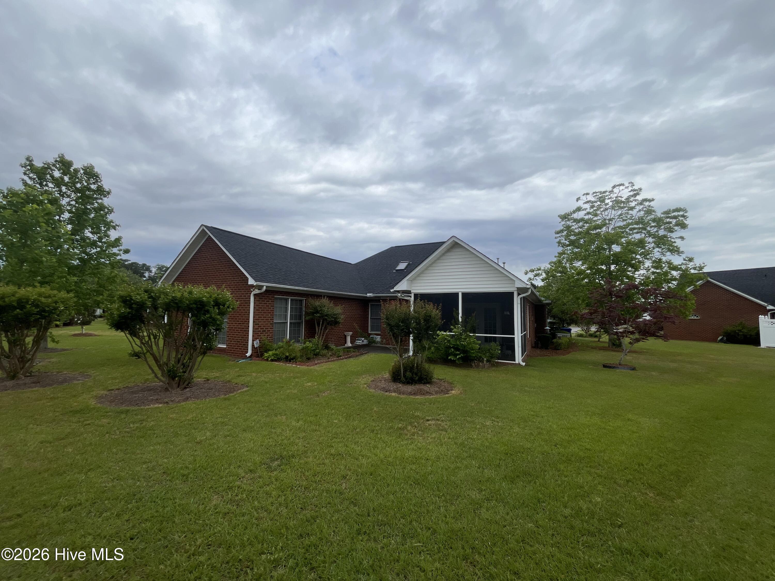 Homes for sale in Winterville, NC | 3704 New Castle Ct, Winterville, NC 28590 | MLS# 100571200
