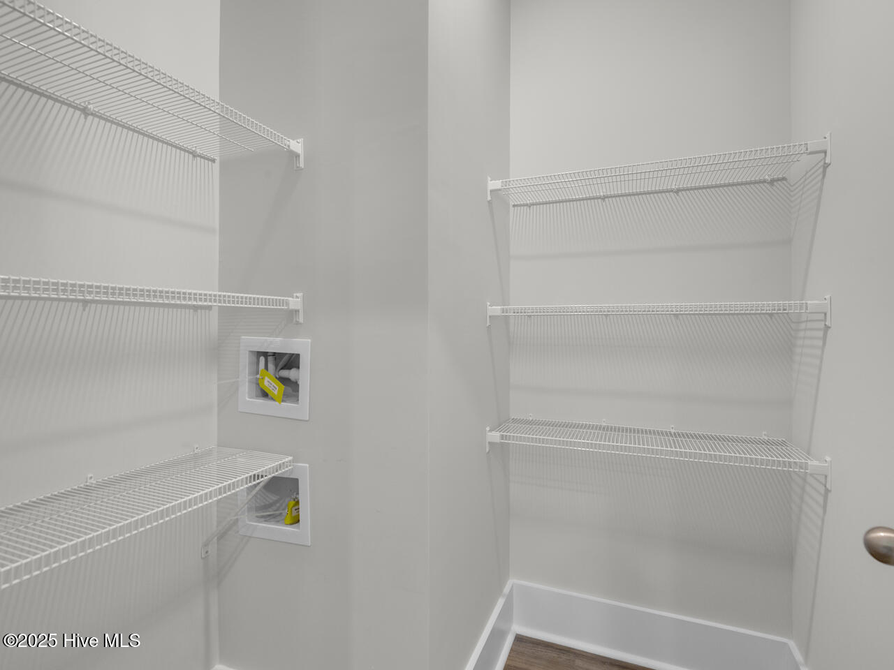 100556025 | Photo 12