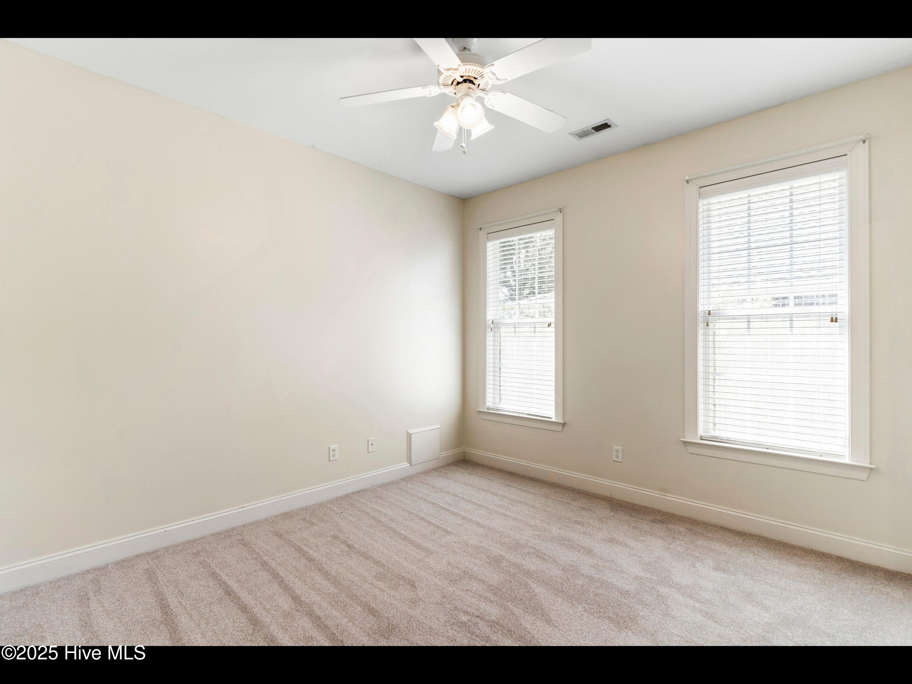 100509551 | Photo 25