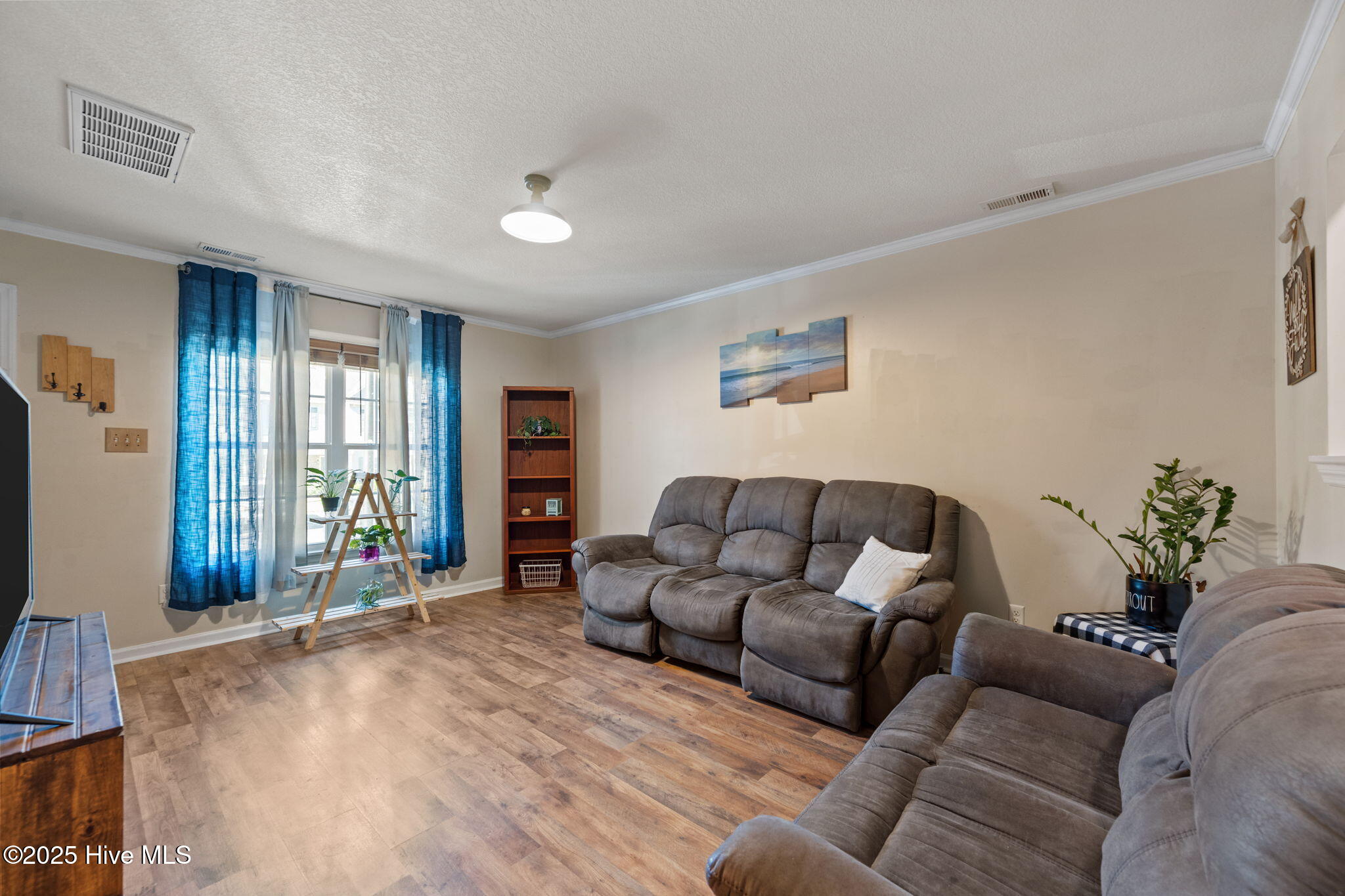 27 E Doris Avenue 207, Jacksonville, NC 28540 – photo 11: 27-web-or-mls-_RAD2442