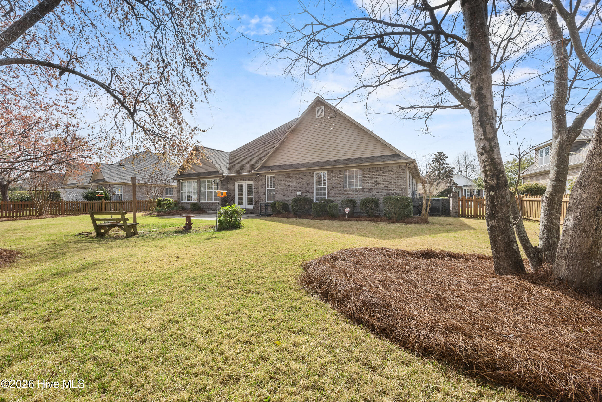 100564950 | Photo 40