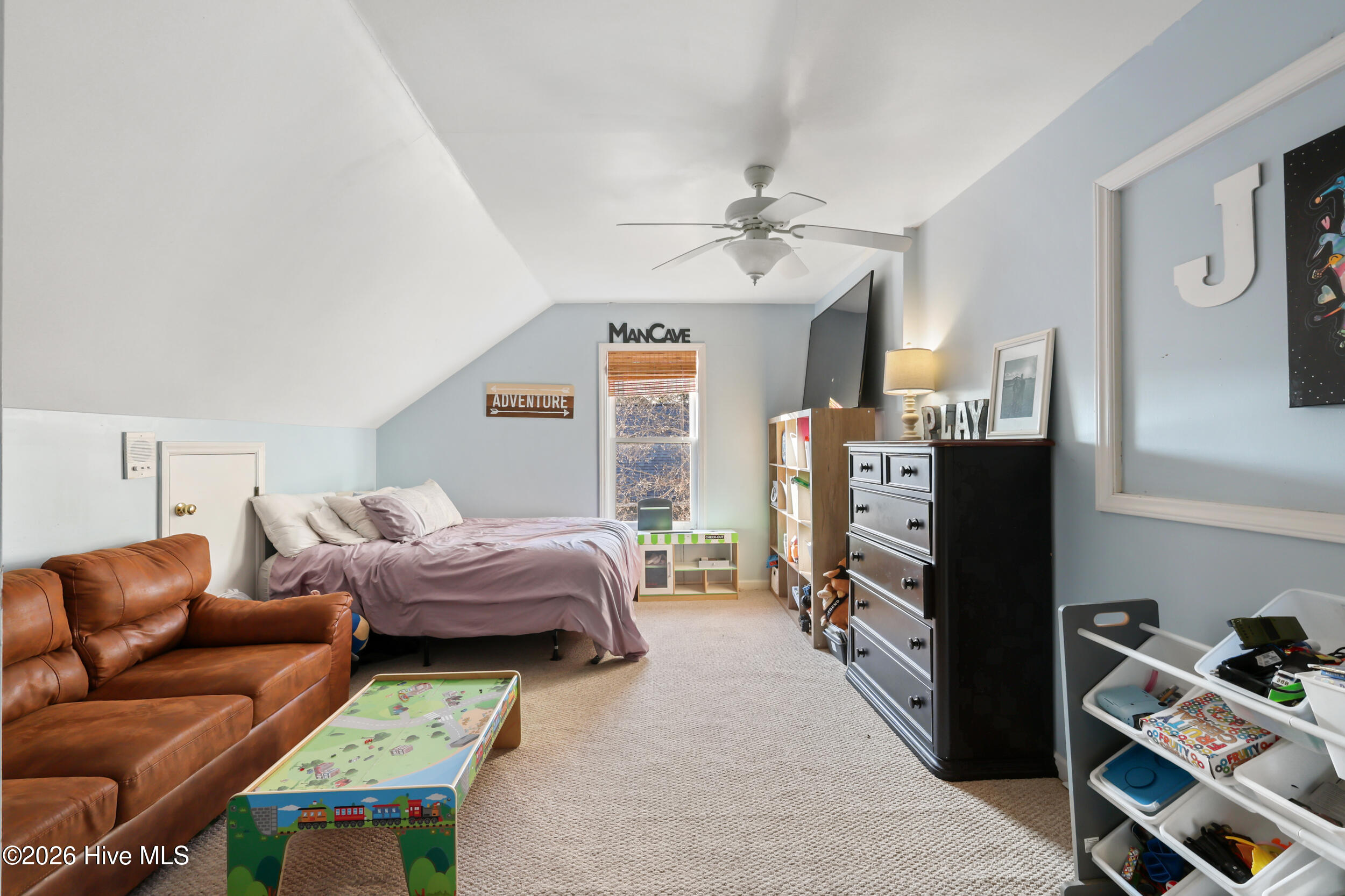 100554652 | Photo 24