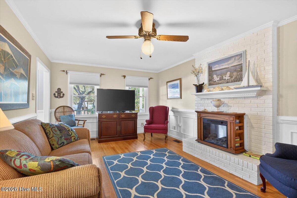 100549781 | Photo 18