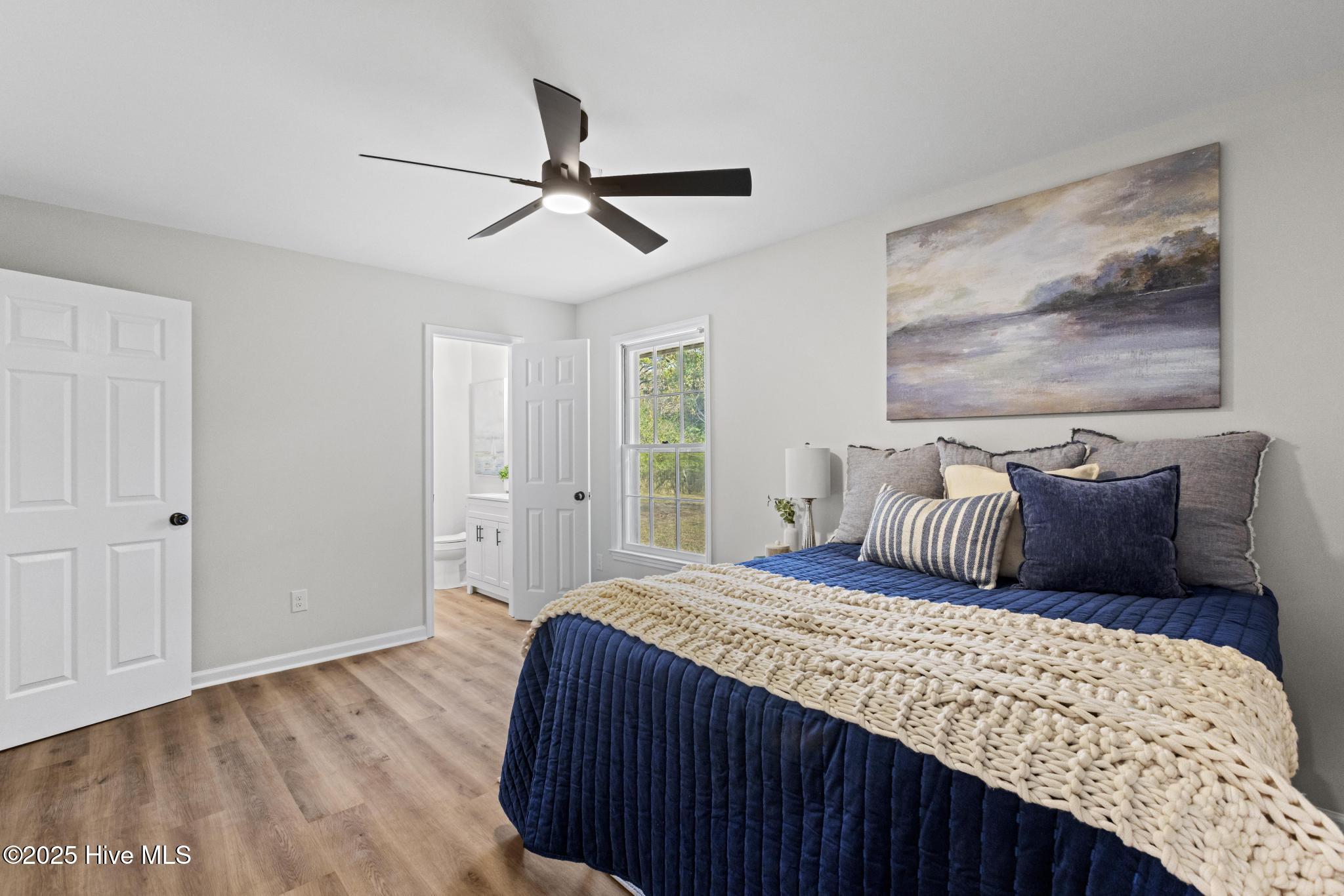 100541728 | Photo 27