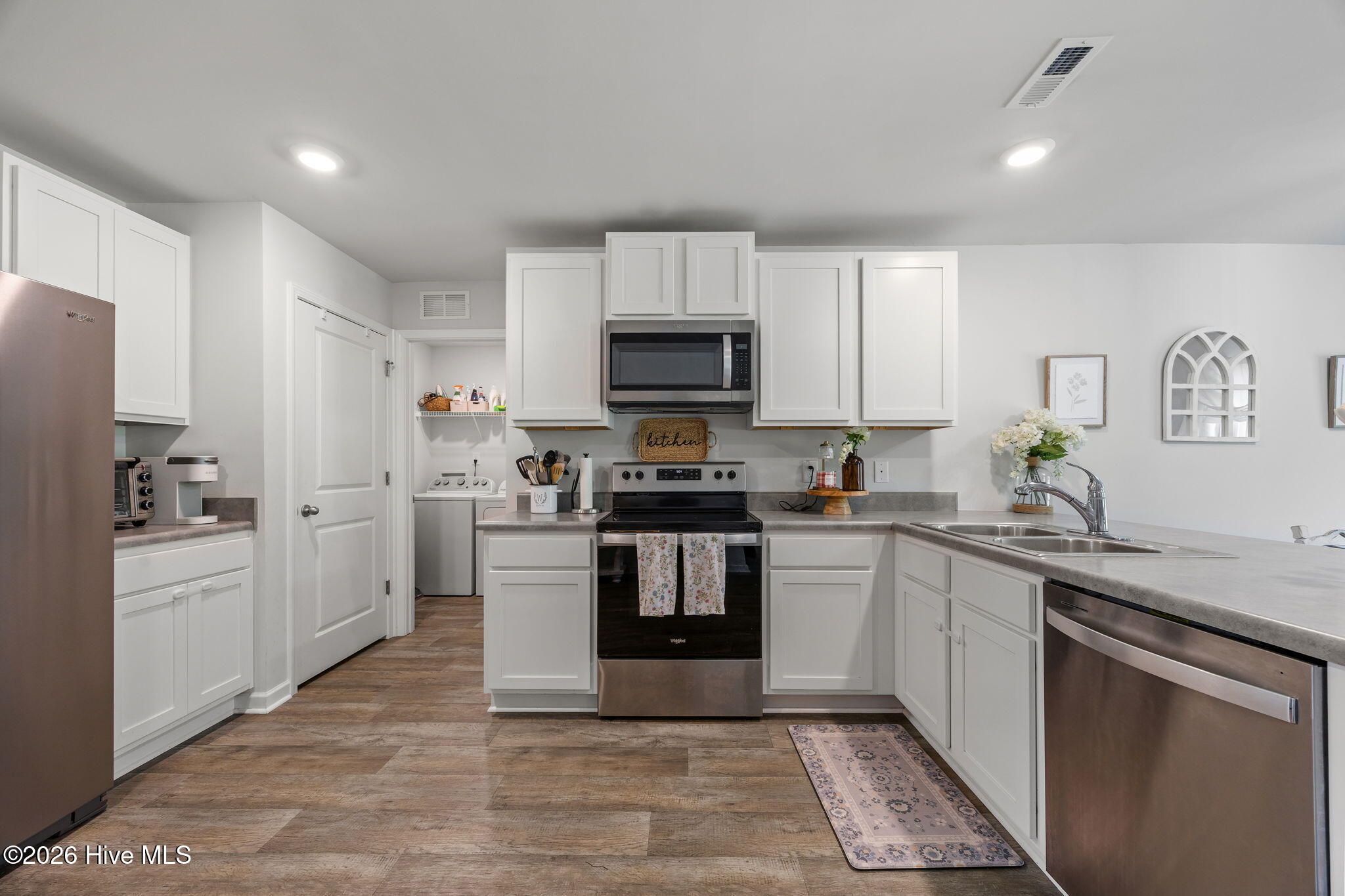 144 Bur Oaks Boulevard,Newport