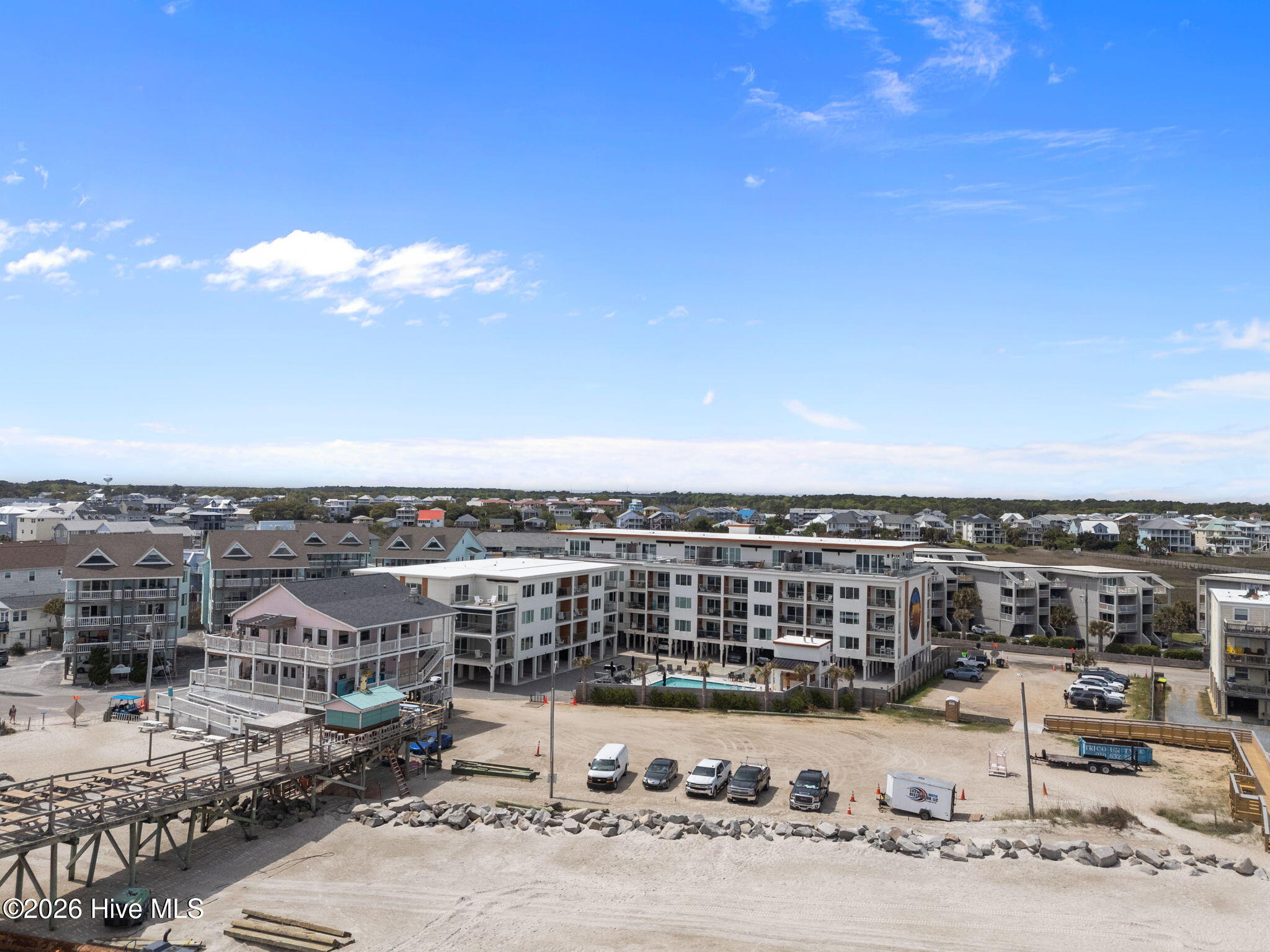 100566636 | Photo 36