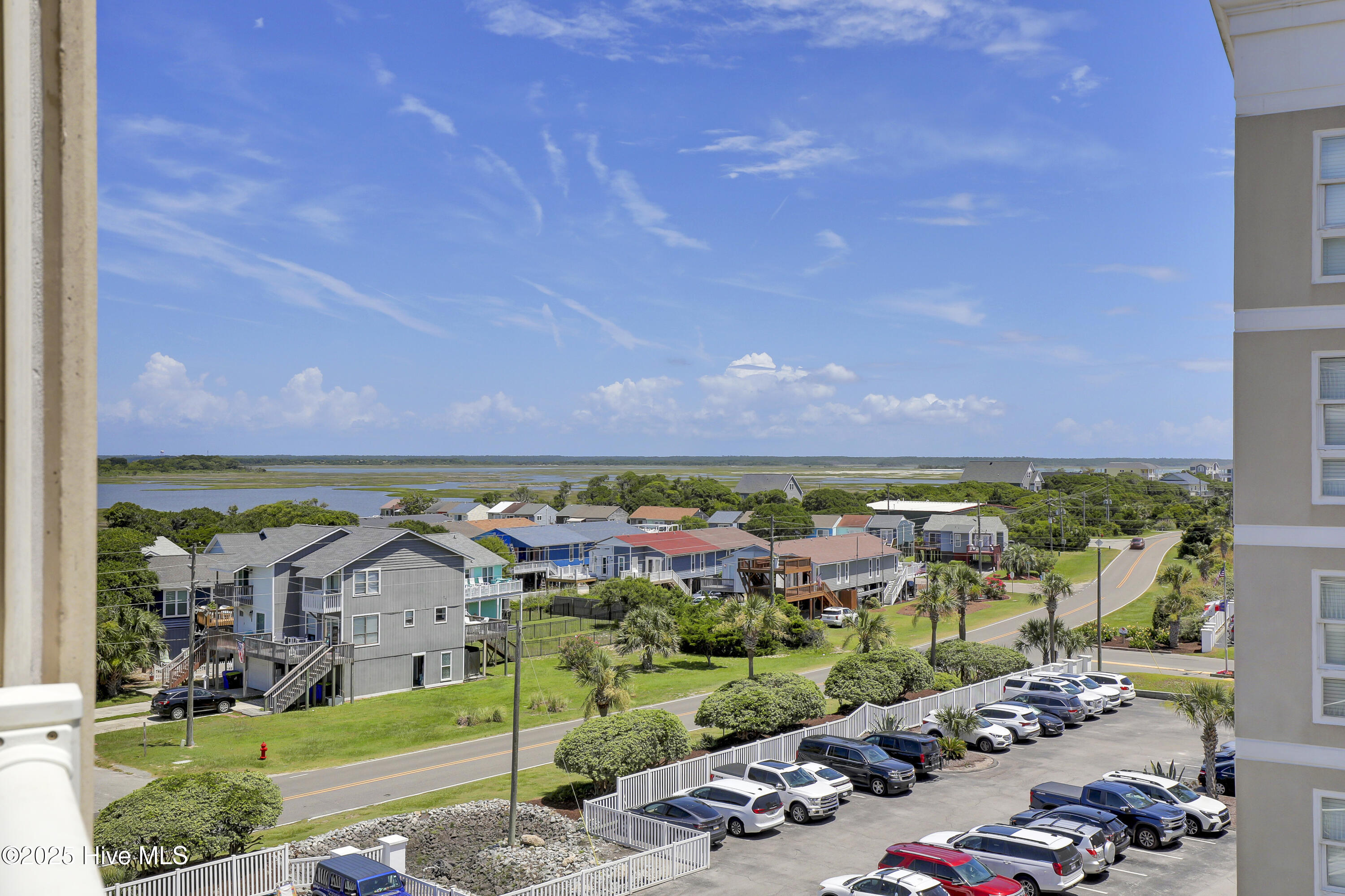 100517614 | Photo 22