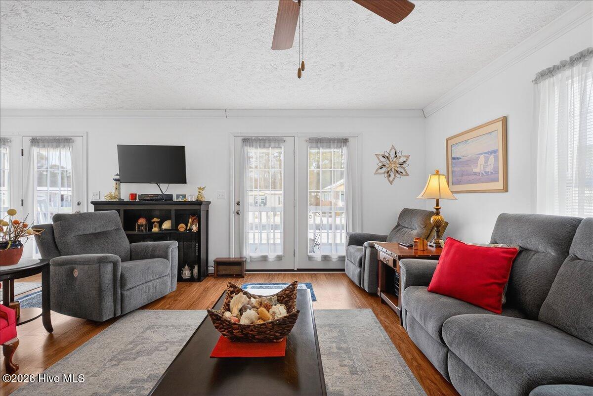 100552956 | Photo 15