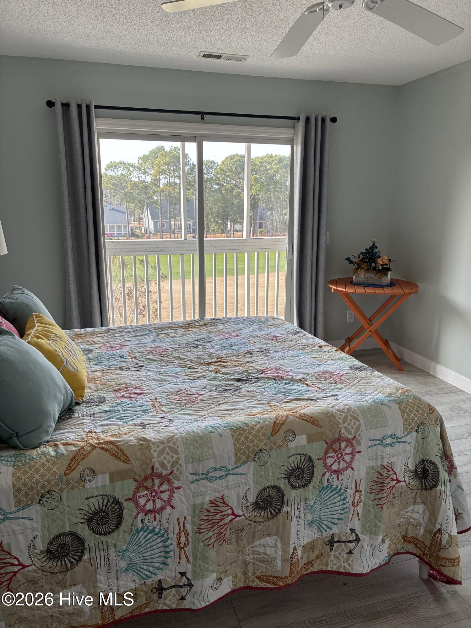 100538246 | Photo 14