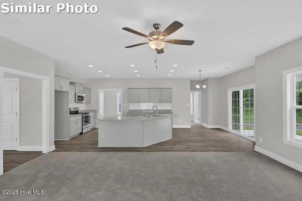 506 E Black Water Lane,Maysville