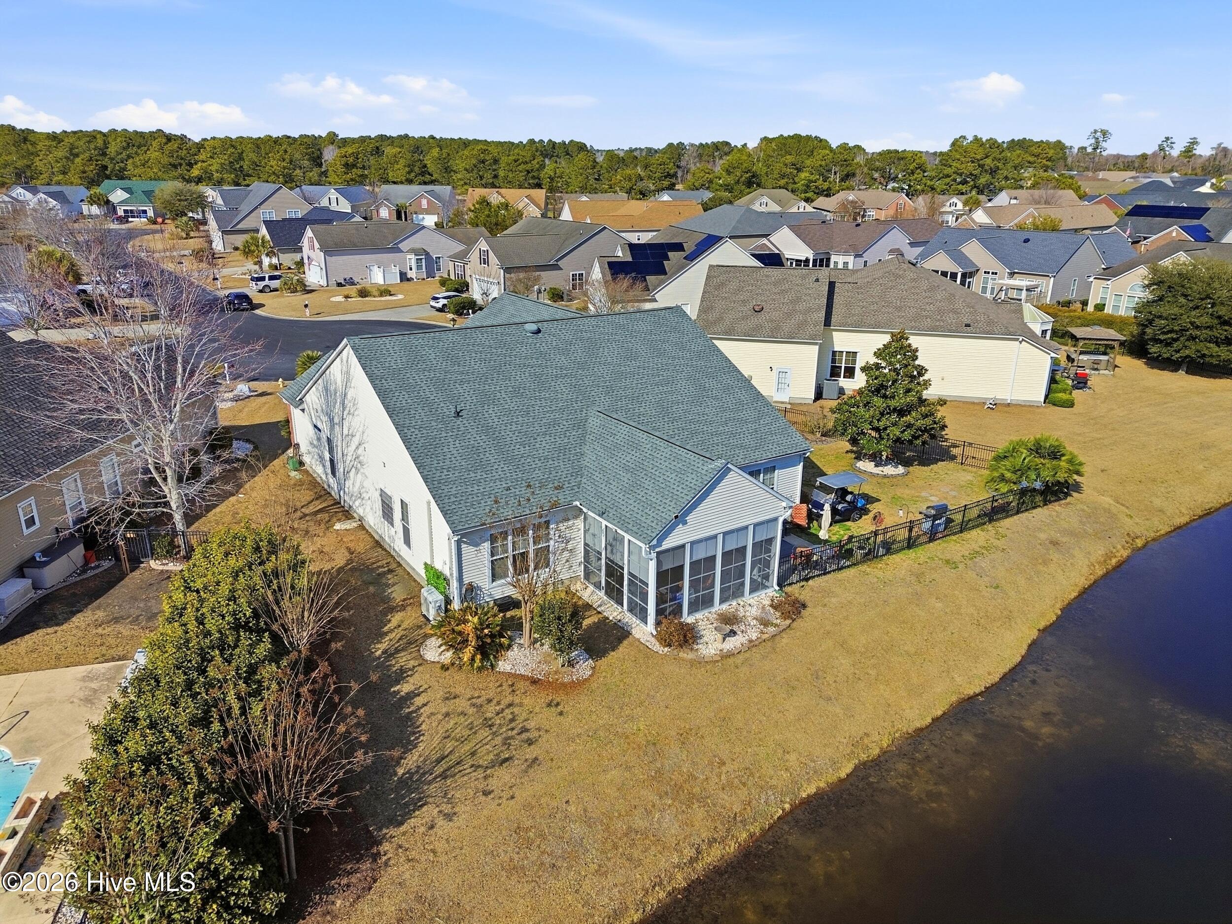 100553802 | Photo 45