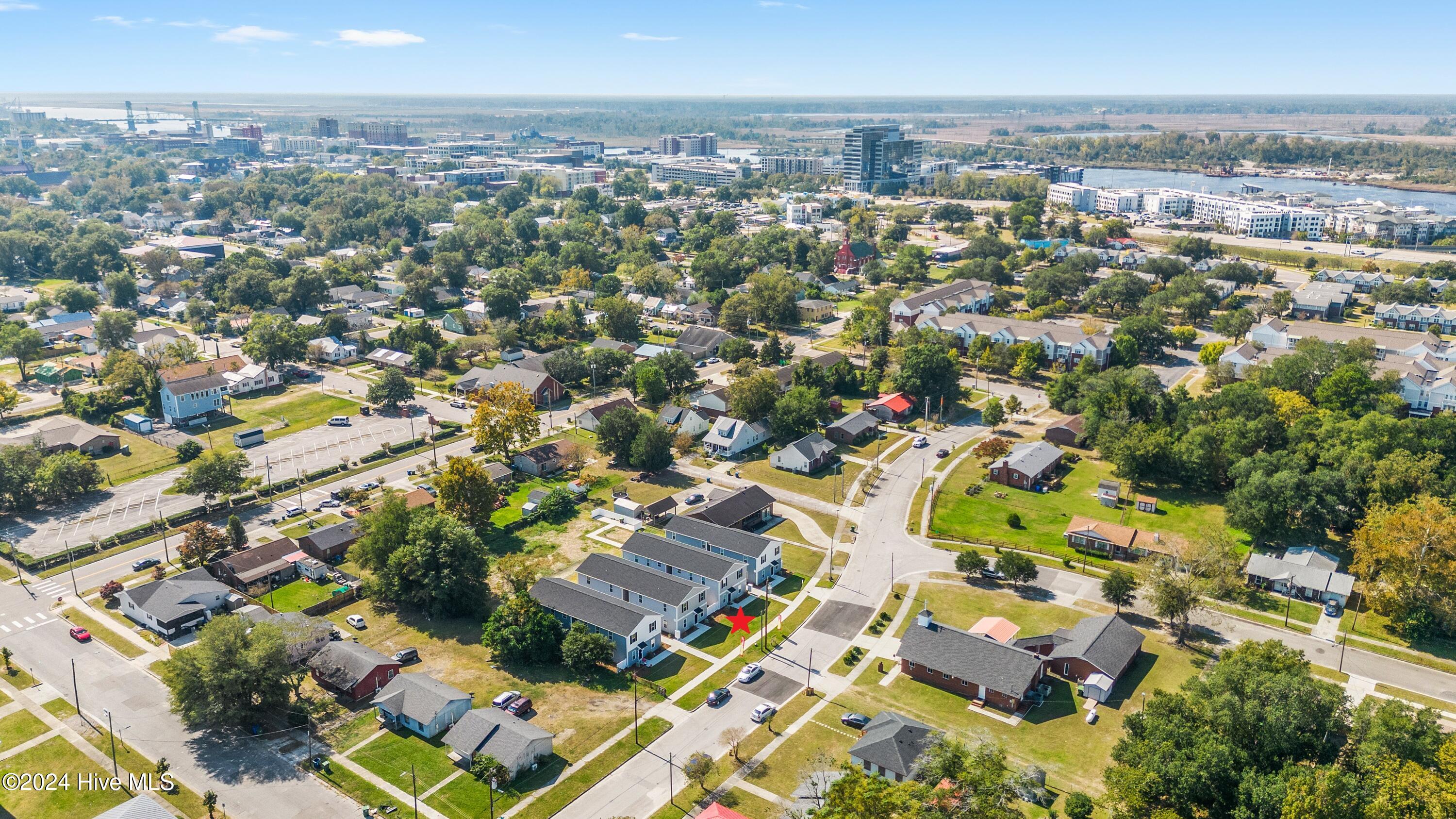 100547476 | Photo 25