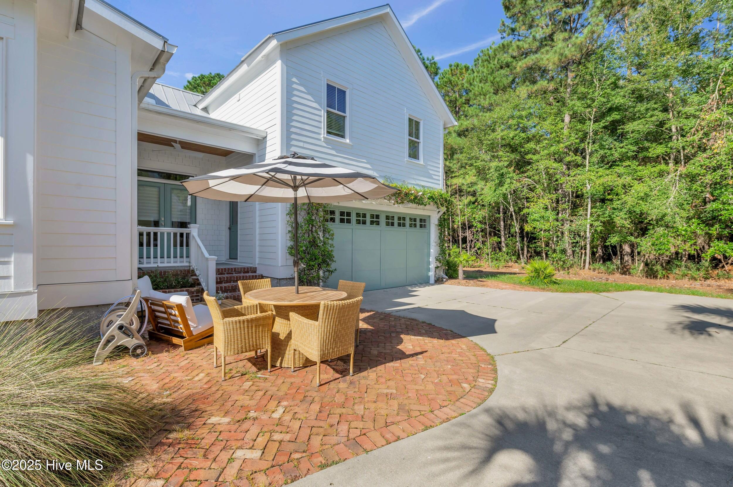 100532568 | Photo 34