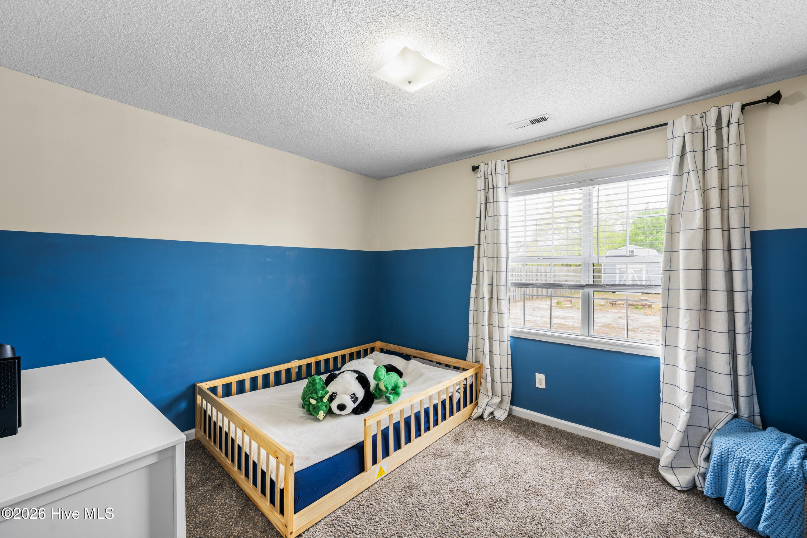 100566422 | Photo 18