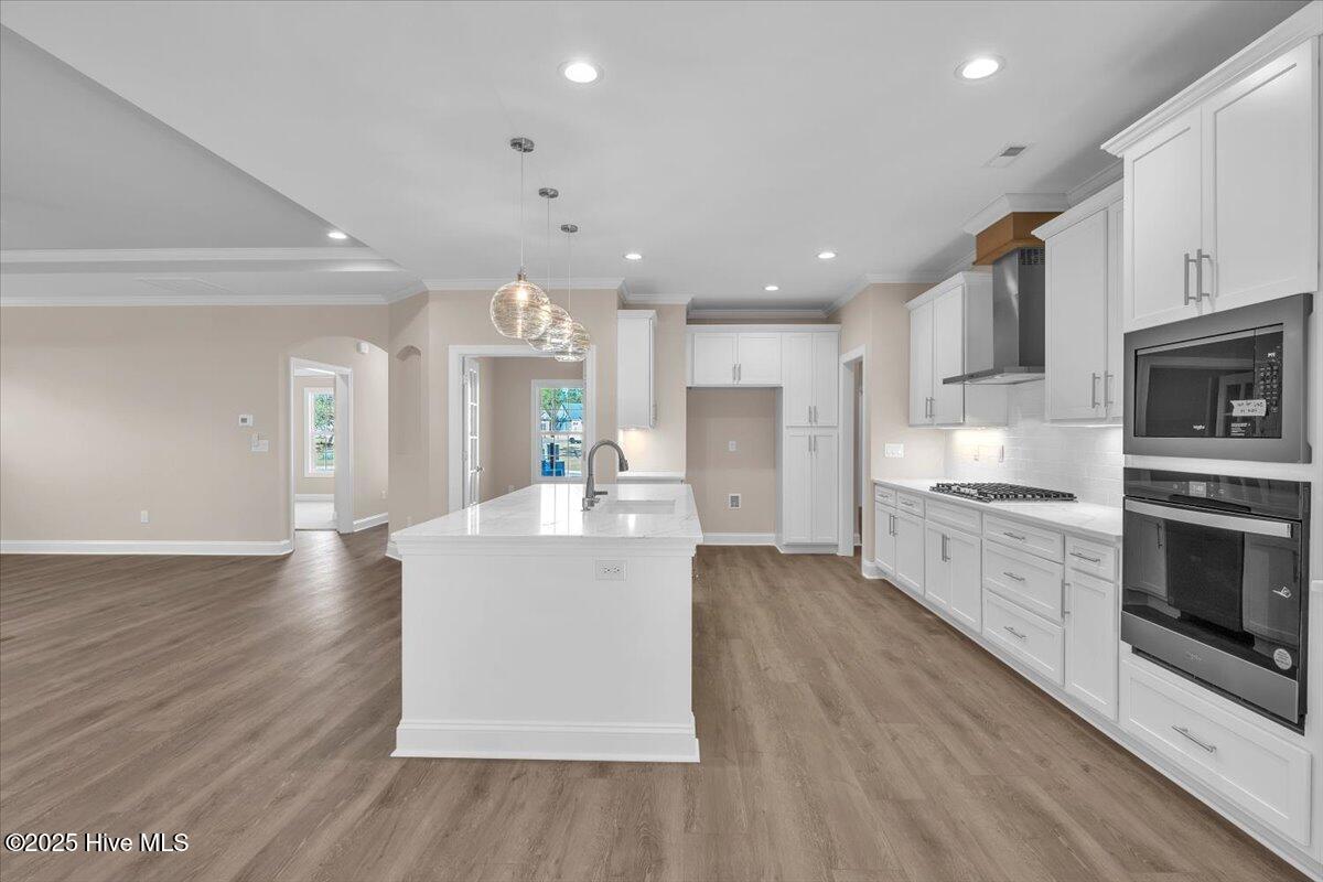 100505853 | Photo 28