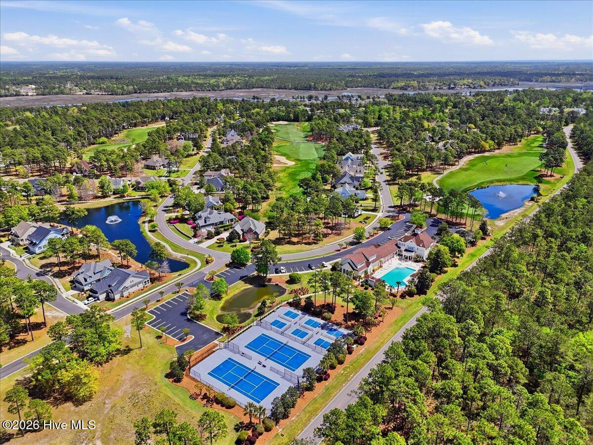 100566244 | Photo 55