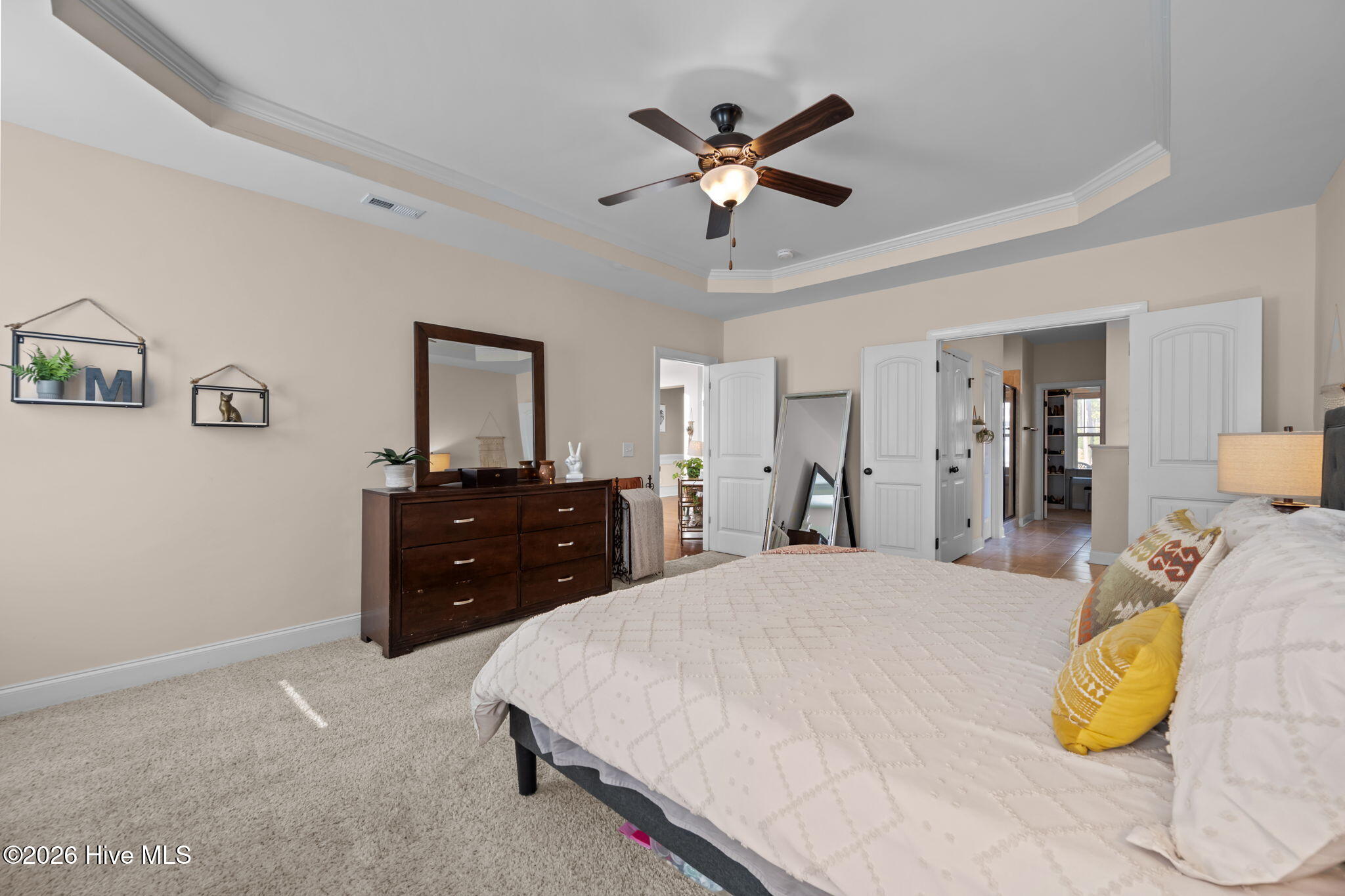 100556667 | Photo 23