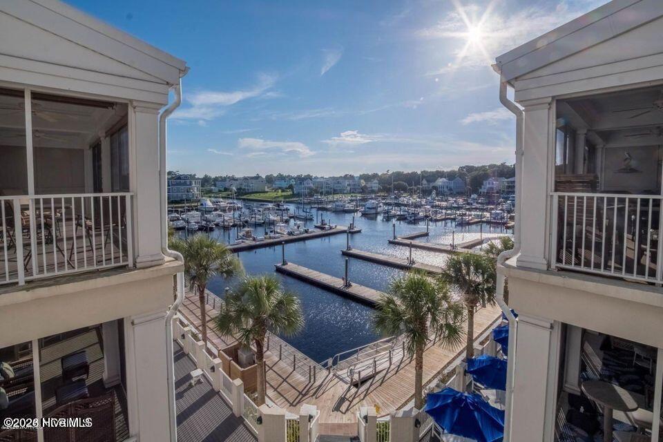 100562397 | Photo 11