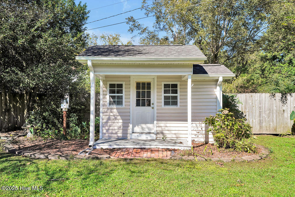 100538135 | Photo 37