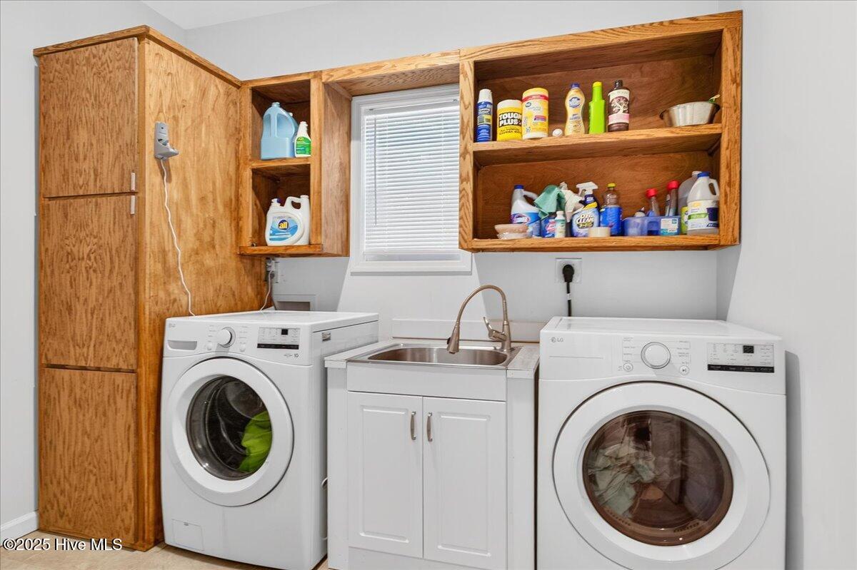 100523832 | Photo 58