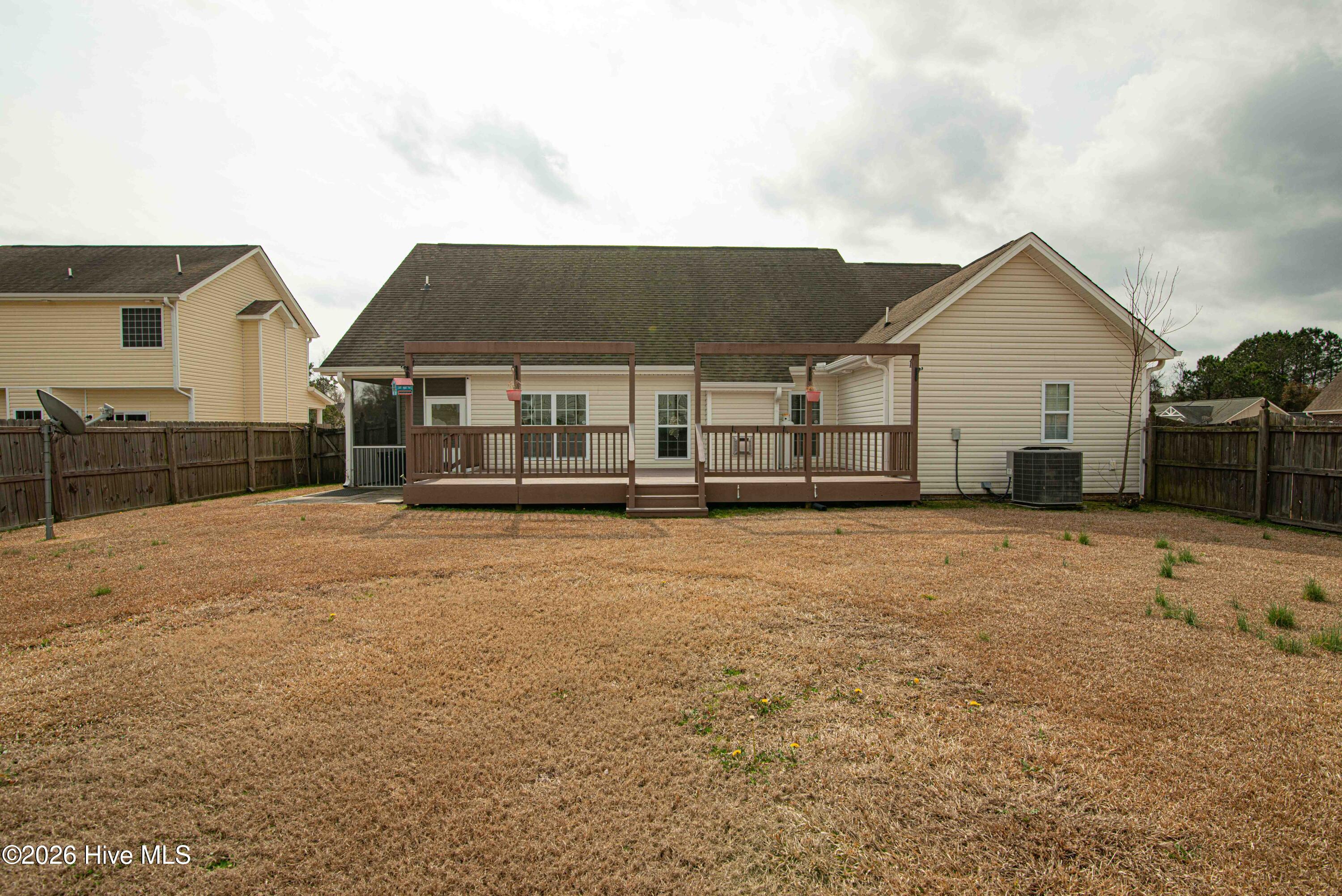 100557522 | Photo 44