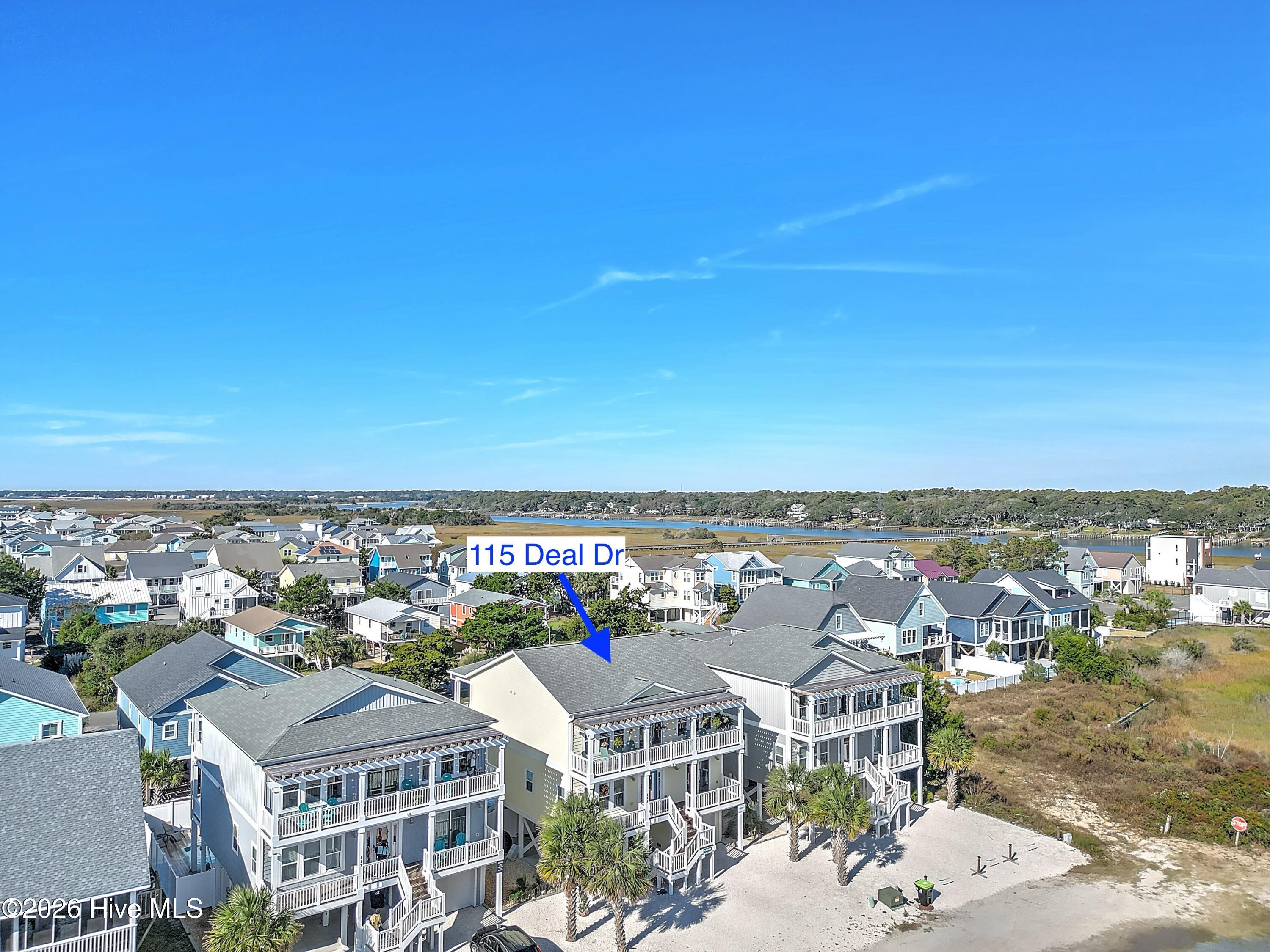 100555702 | Photo 72