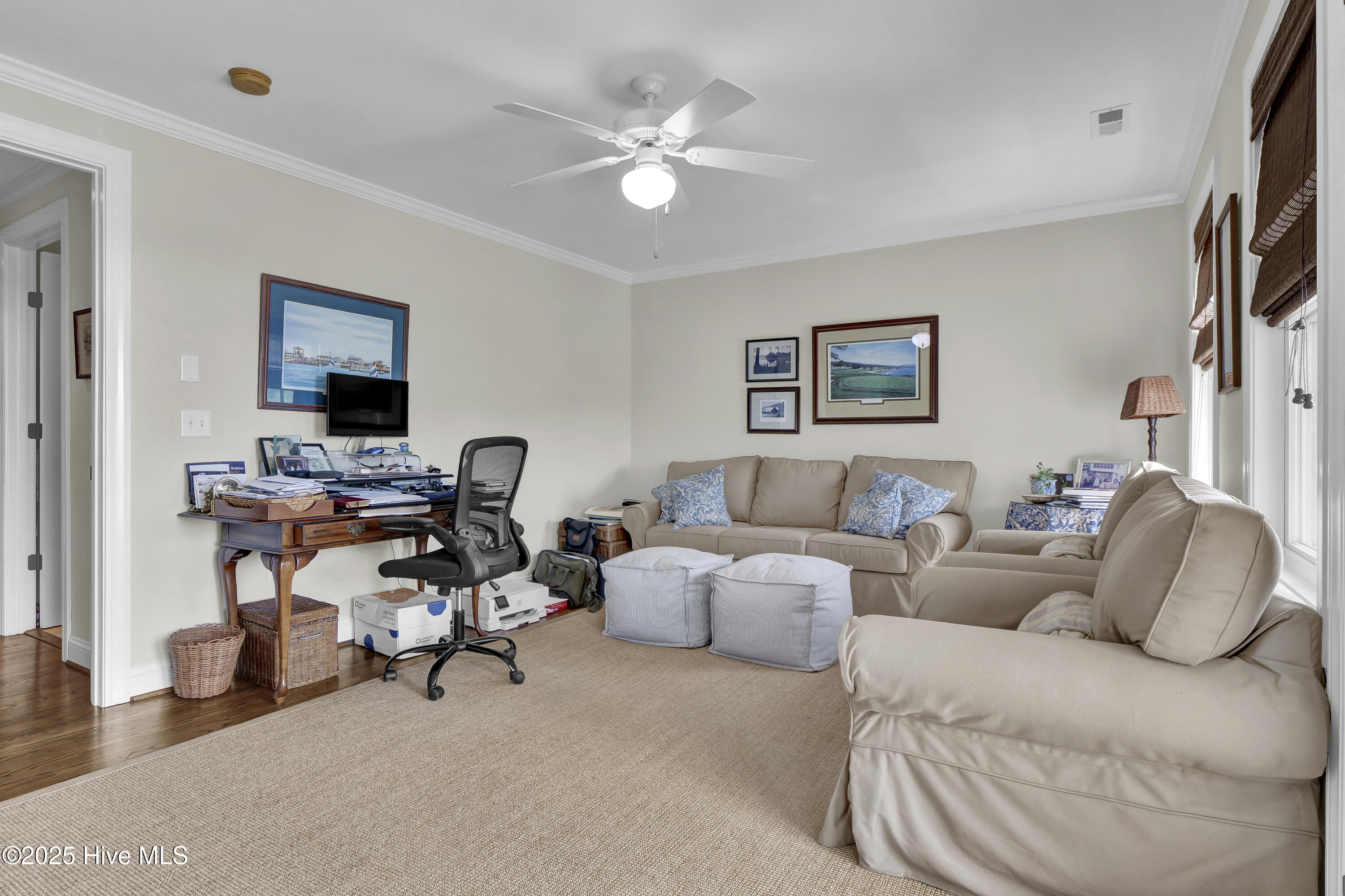 100528059 | Photo 32