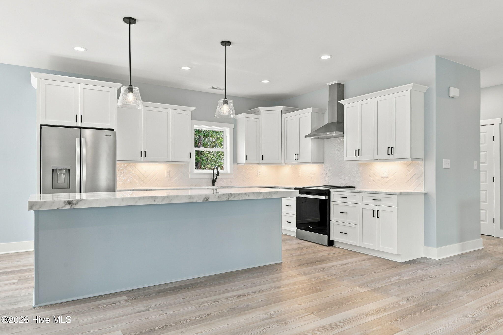 405 Emerald Landing 